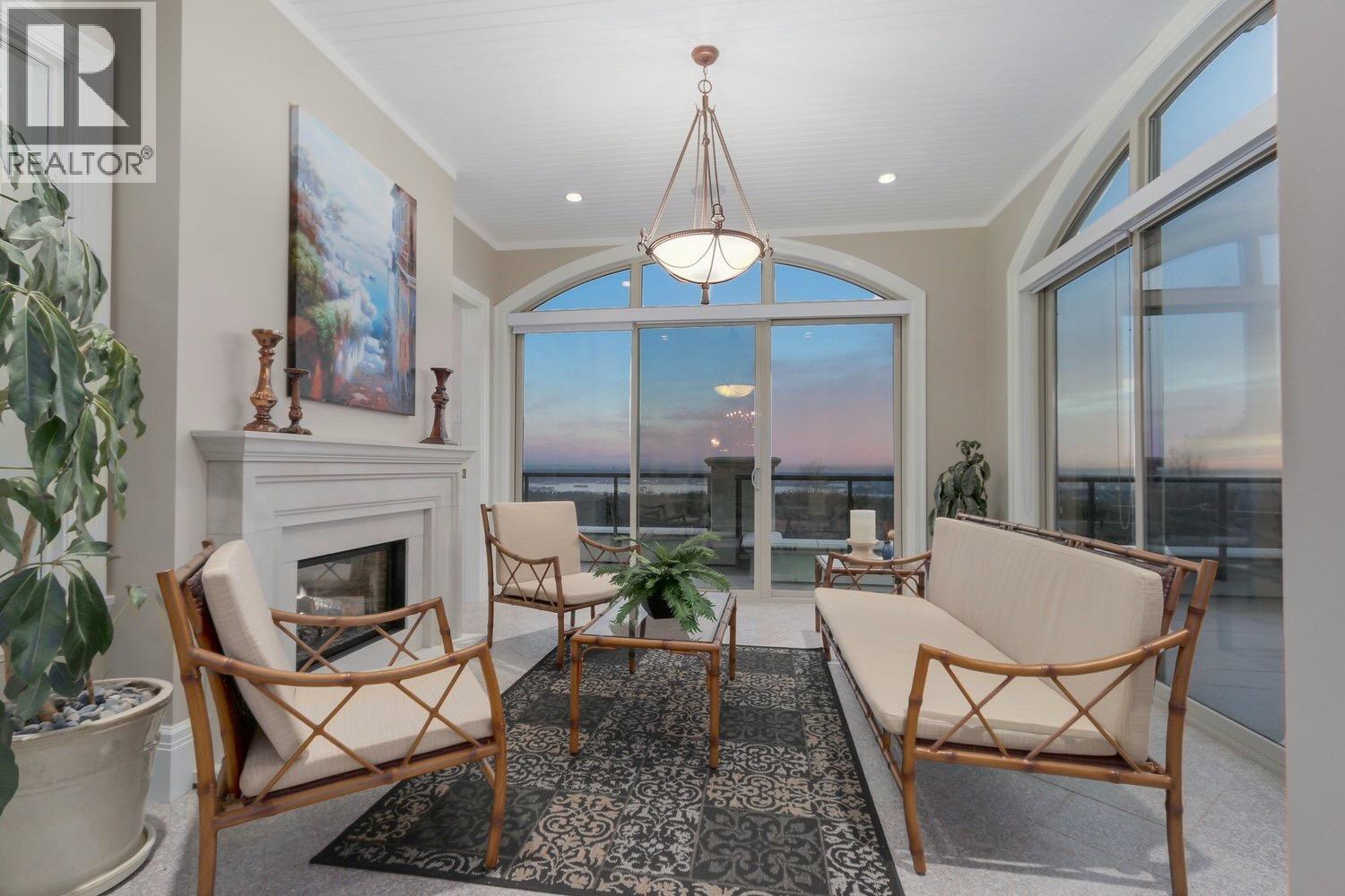 805 KING GEORGES WAY, West Vancouver