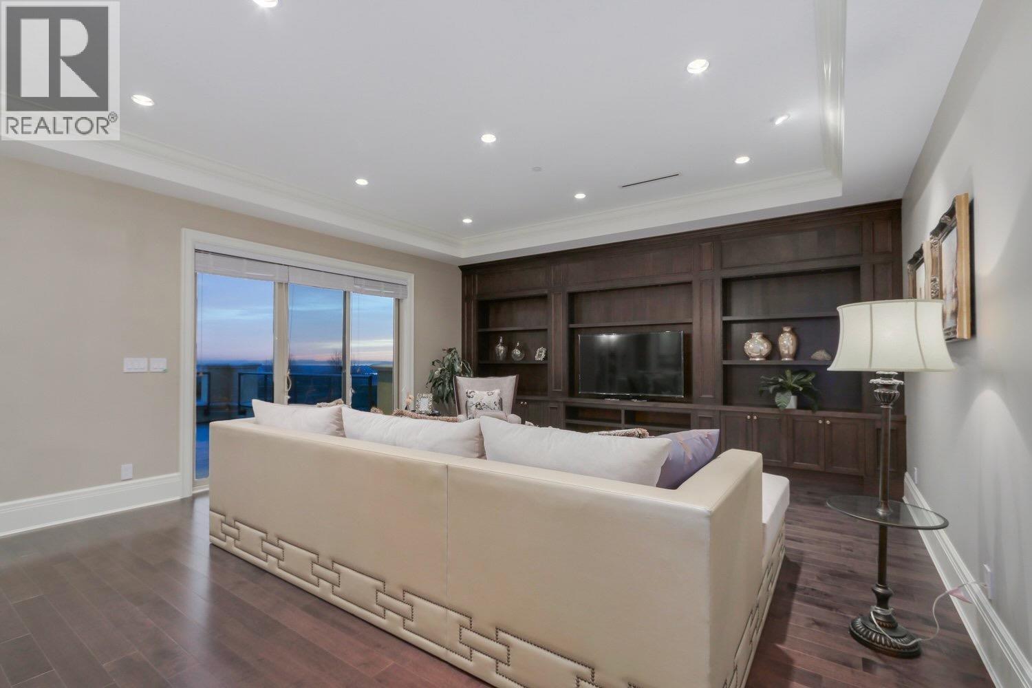 805 KING GEORGES WAY, West Vancouver