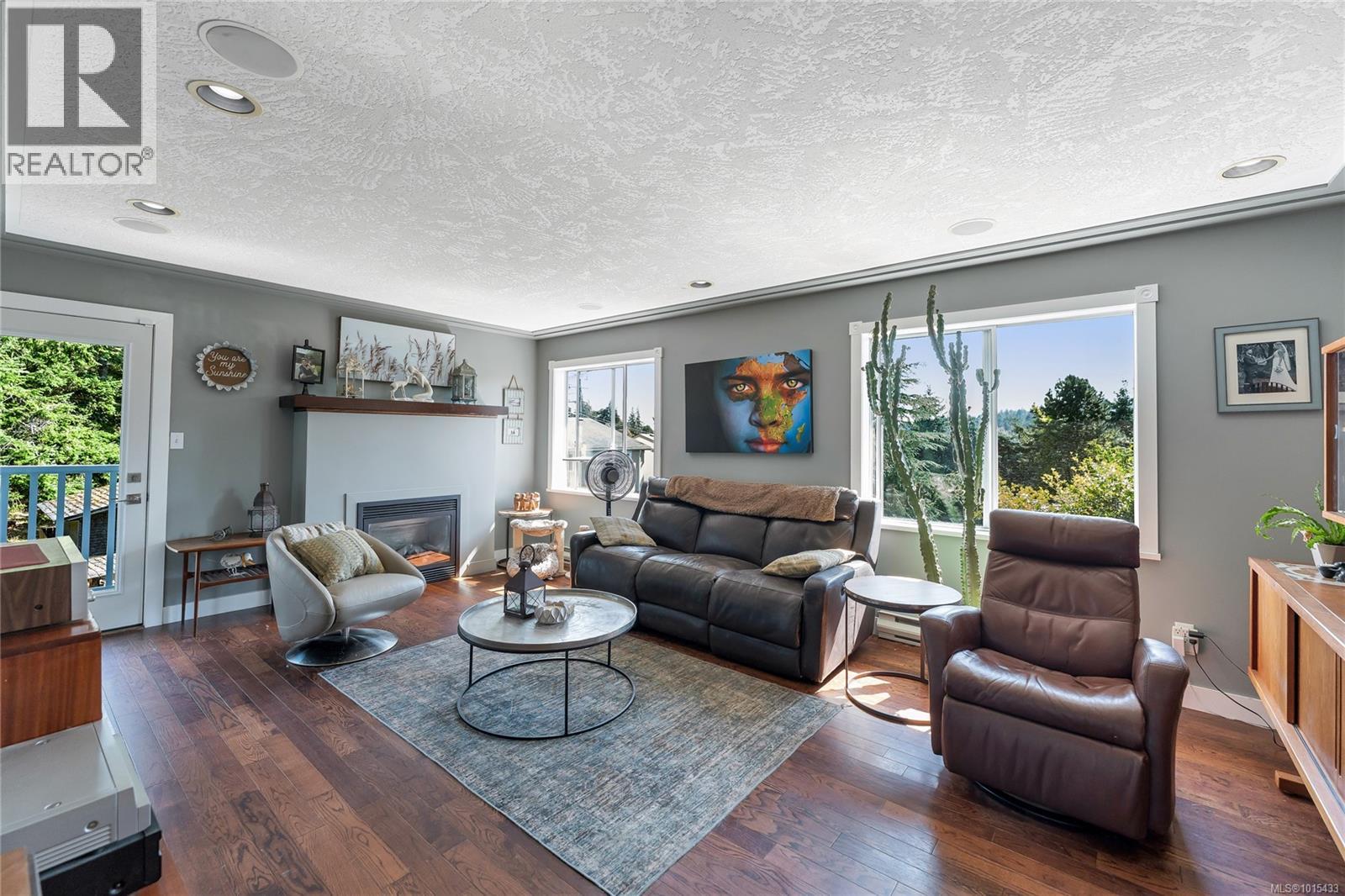 505 Windthrop Rd, Colwood