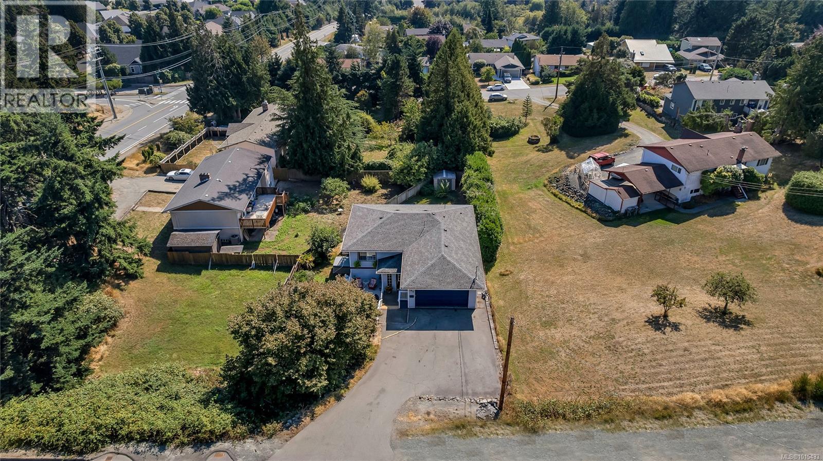 505 Windthrop Rd, Colwood