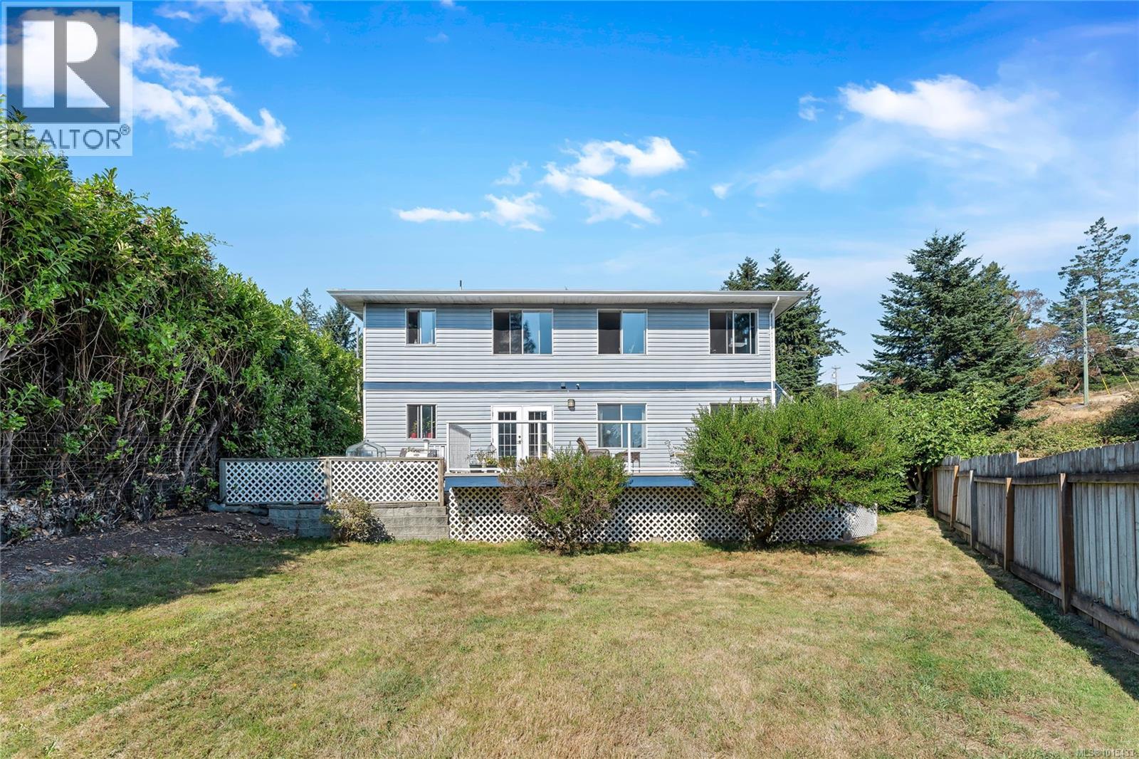 505 Windthrop Rd, Colwood