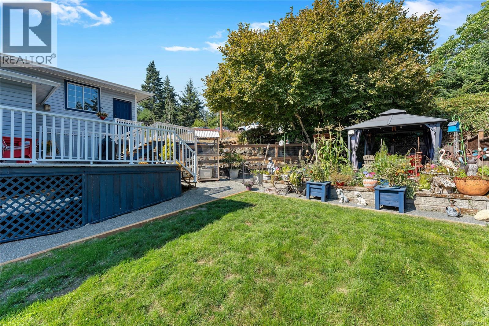 505 Windthrop Rd, Colwood