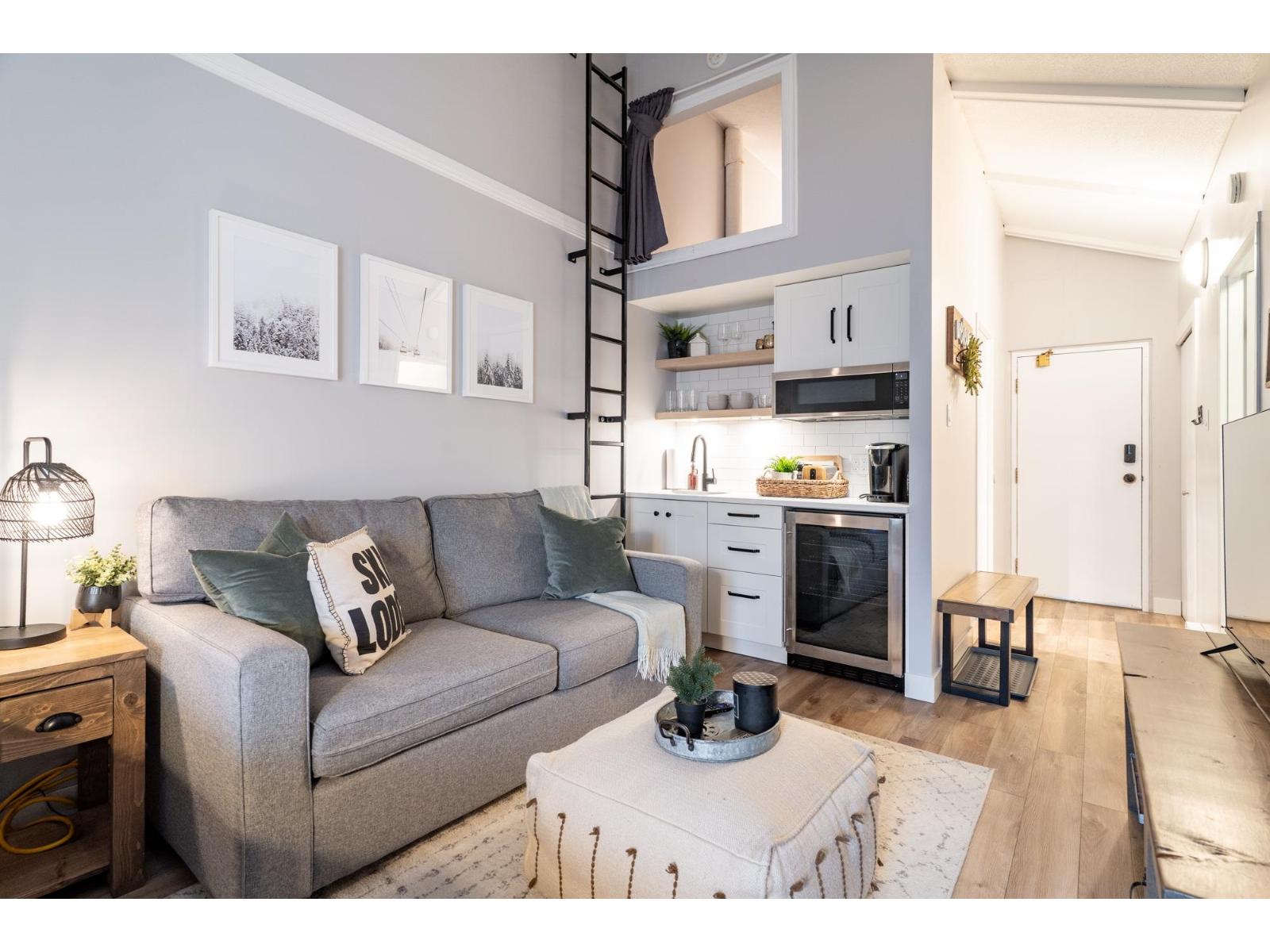 203B 21000 ENZIAN WAY, Mission