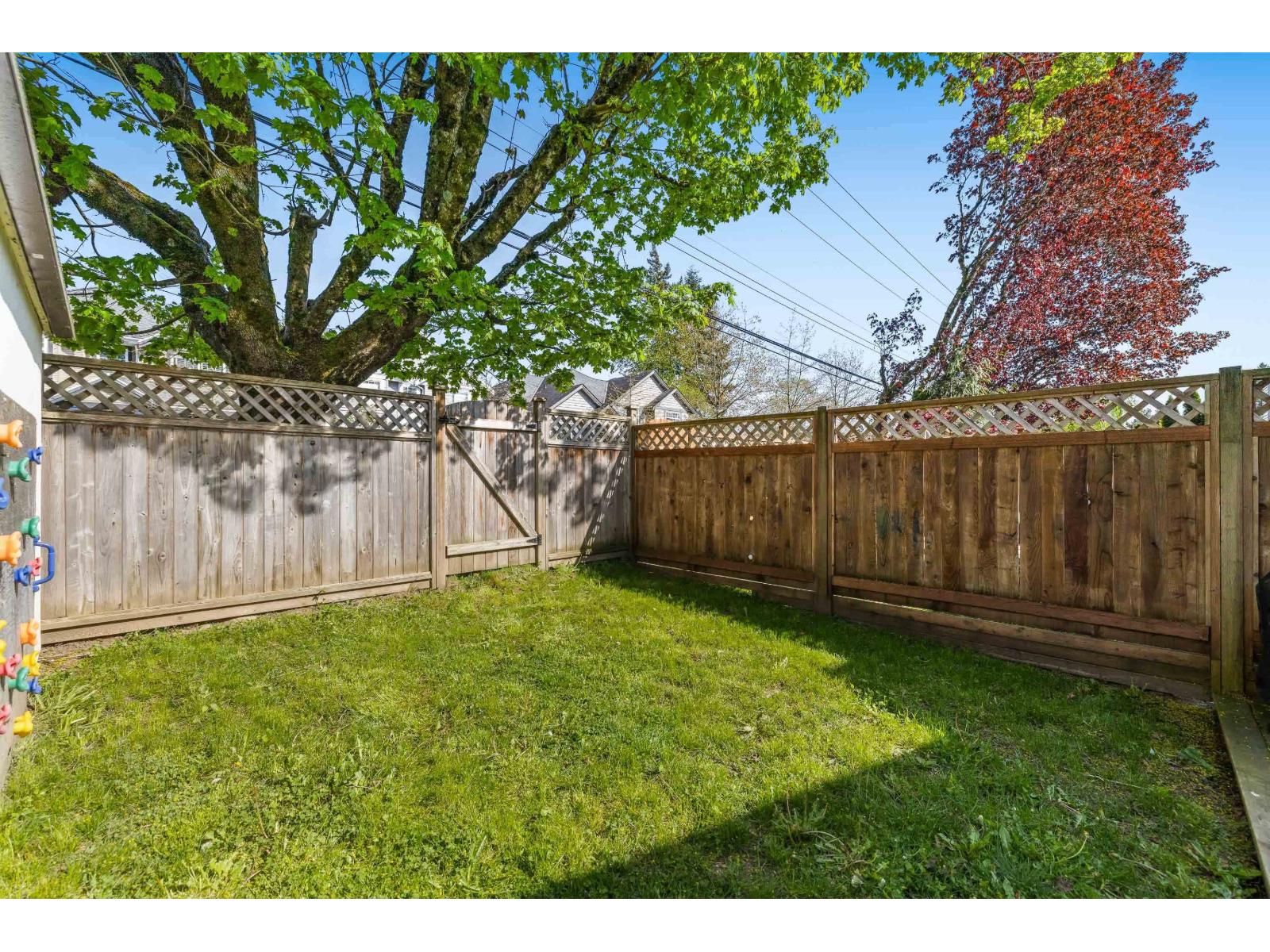 408 BRUNEAU PLACE, Langley