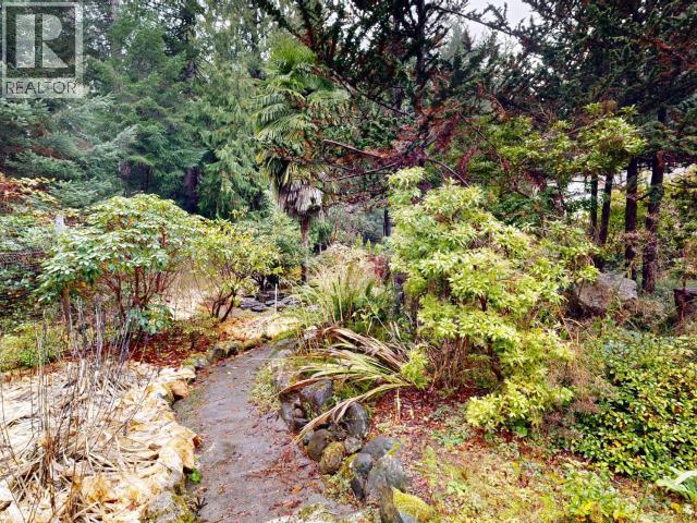 5084 LEAPER ROAD, Texada Island