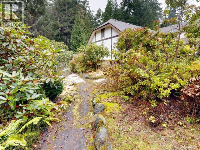 5084 LEAPER ROAD, Texada Island