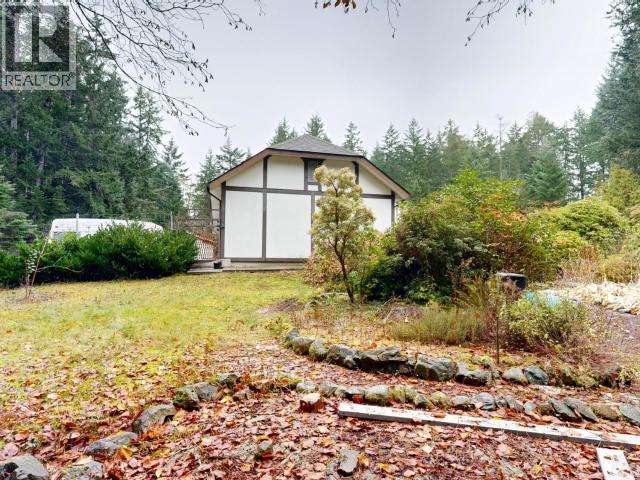 5084 LEAPER ROAD, Texada Island