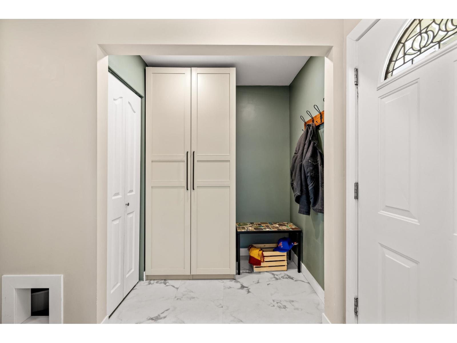 408 BRUNEAU PLACE, Langley