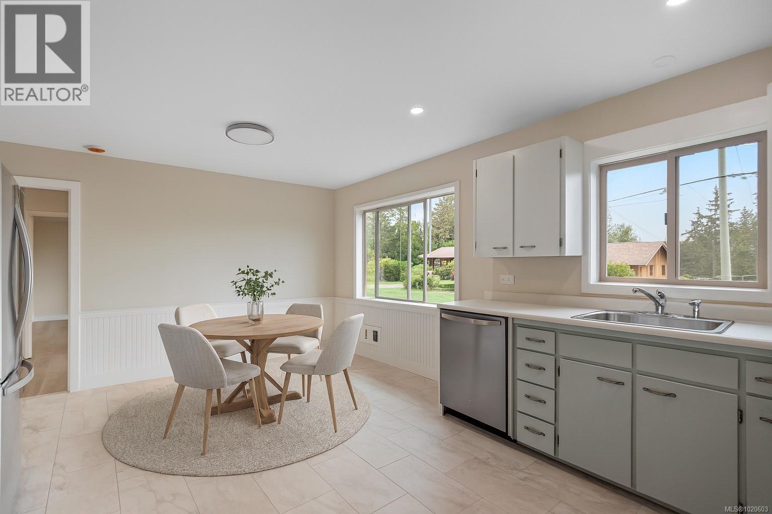 9242 Cottonwood Rd, Chemainus