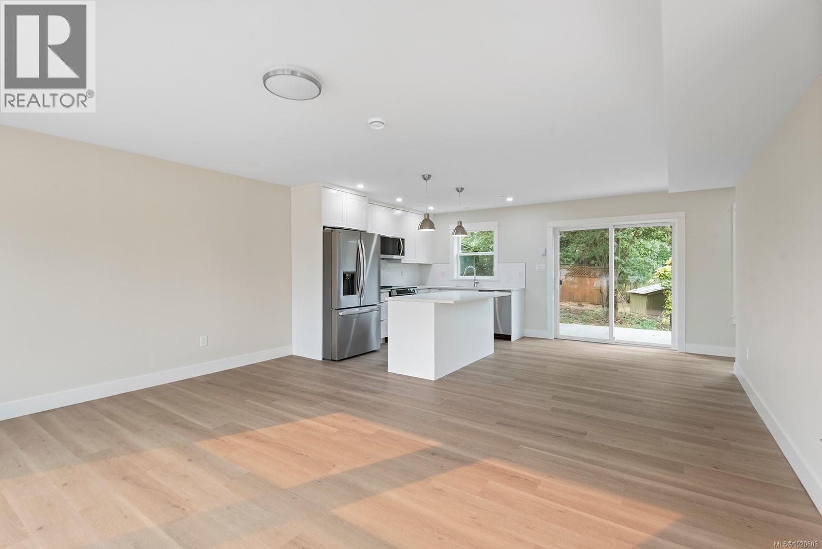 9242 Cottonwood Rd, Chemainus