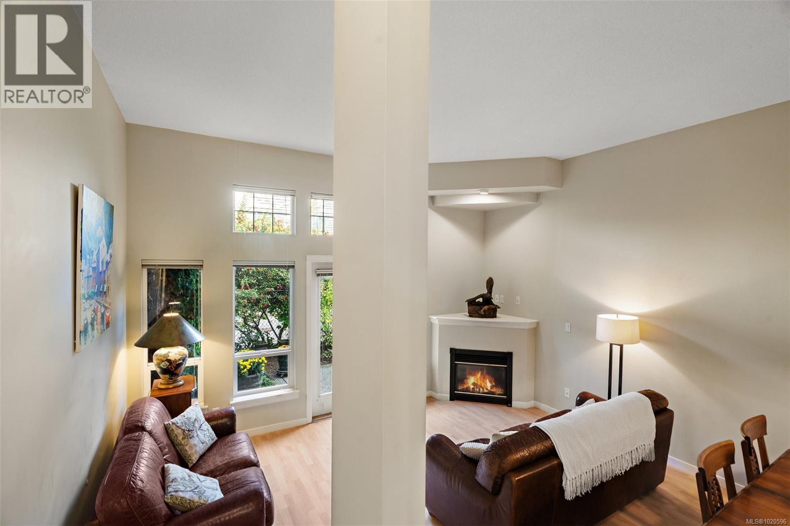 21 1019 North Park St, Victoria