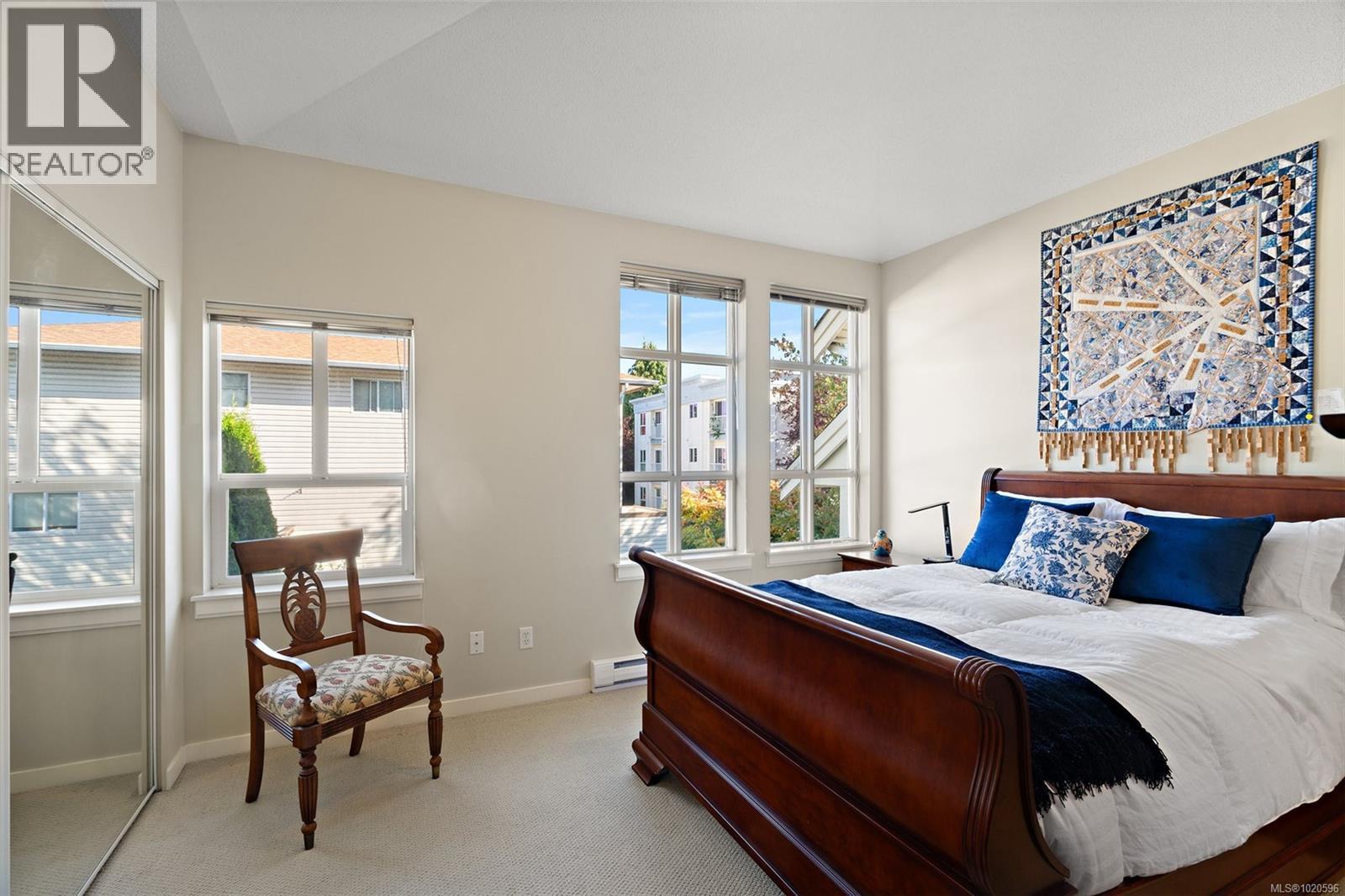 21 1019 North Park St, Victoria