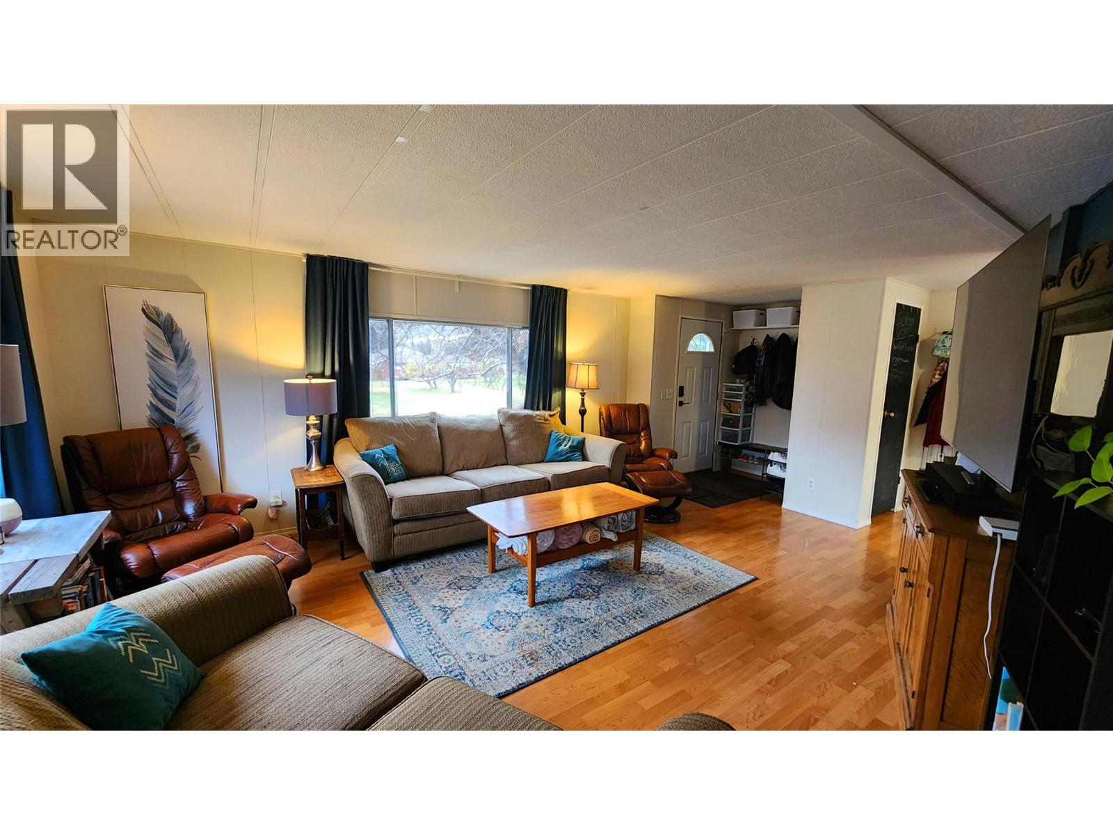  224 9TH Avenue, Keremeos