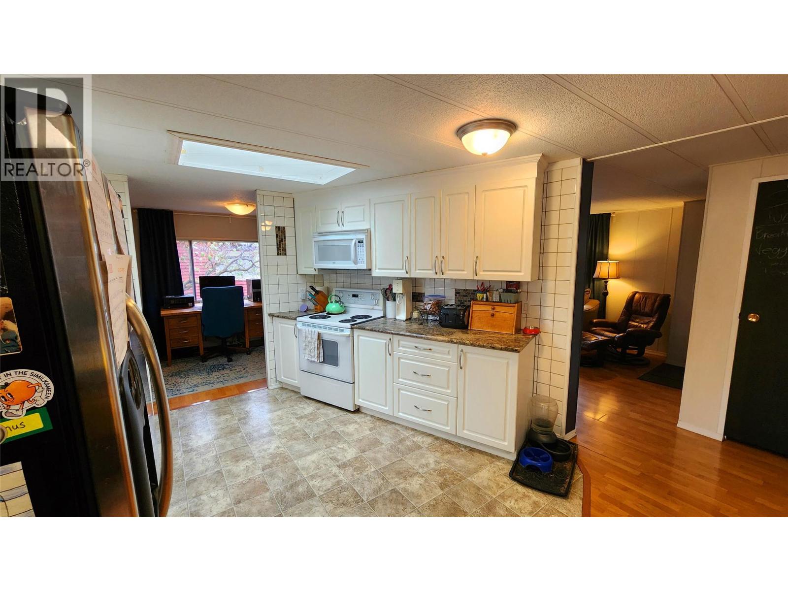  224 9TH Avenue, Keremeos