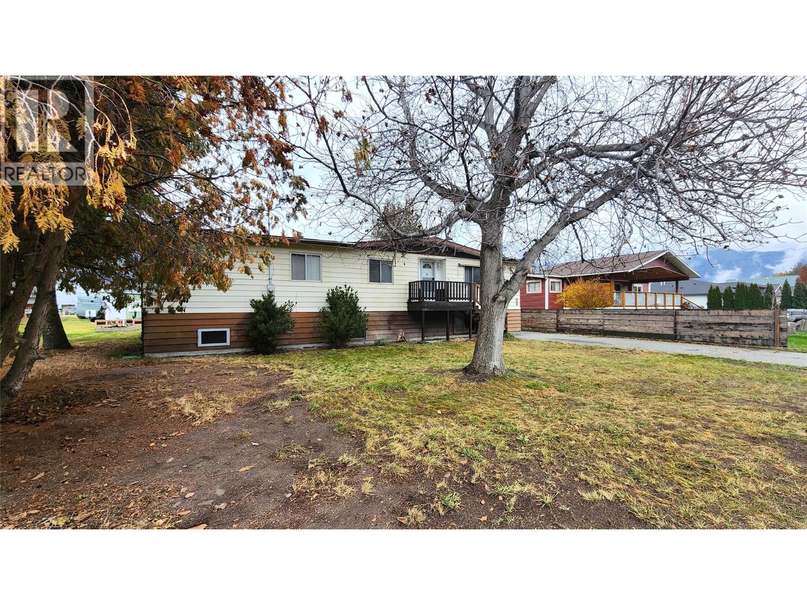  224 9TH Avenue, Keremeos