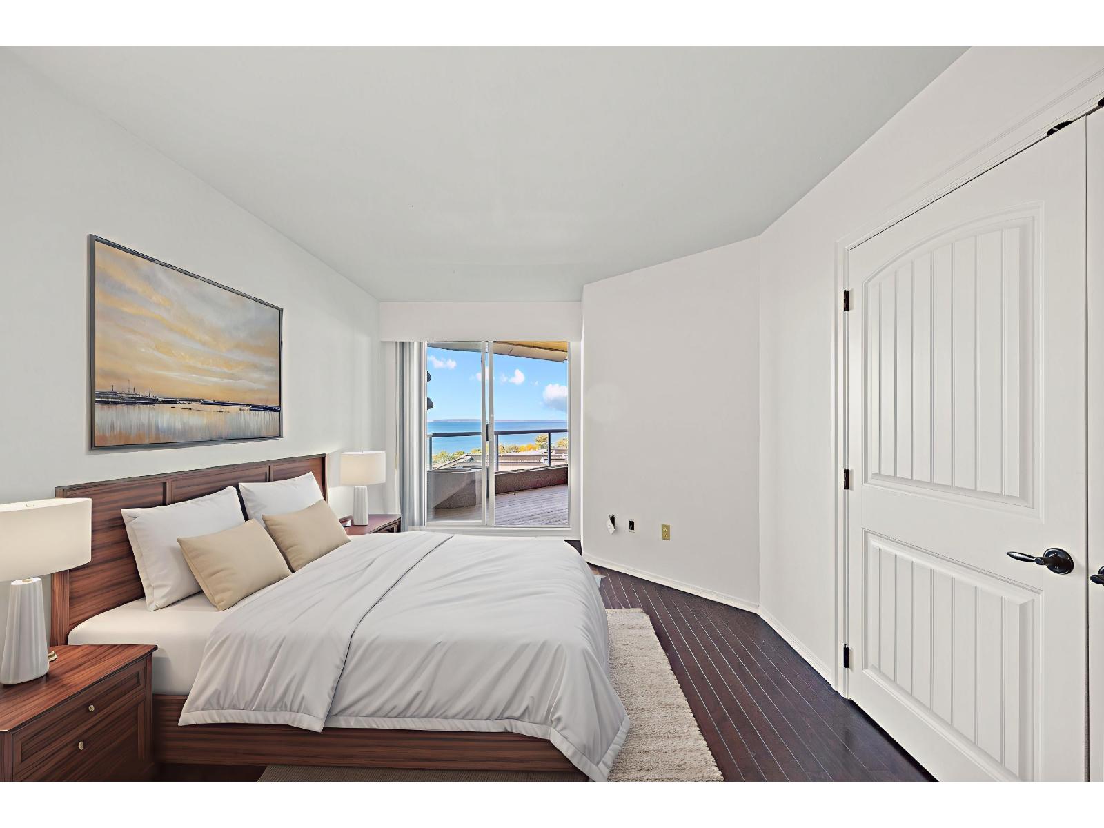 504 15015 VICTORIA AVENUE, White Rock