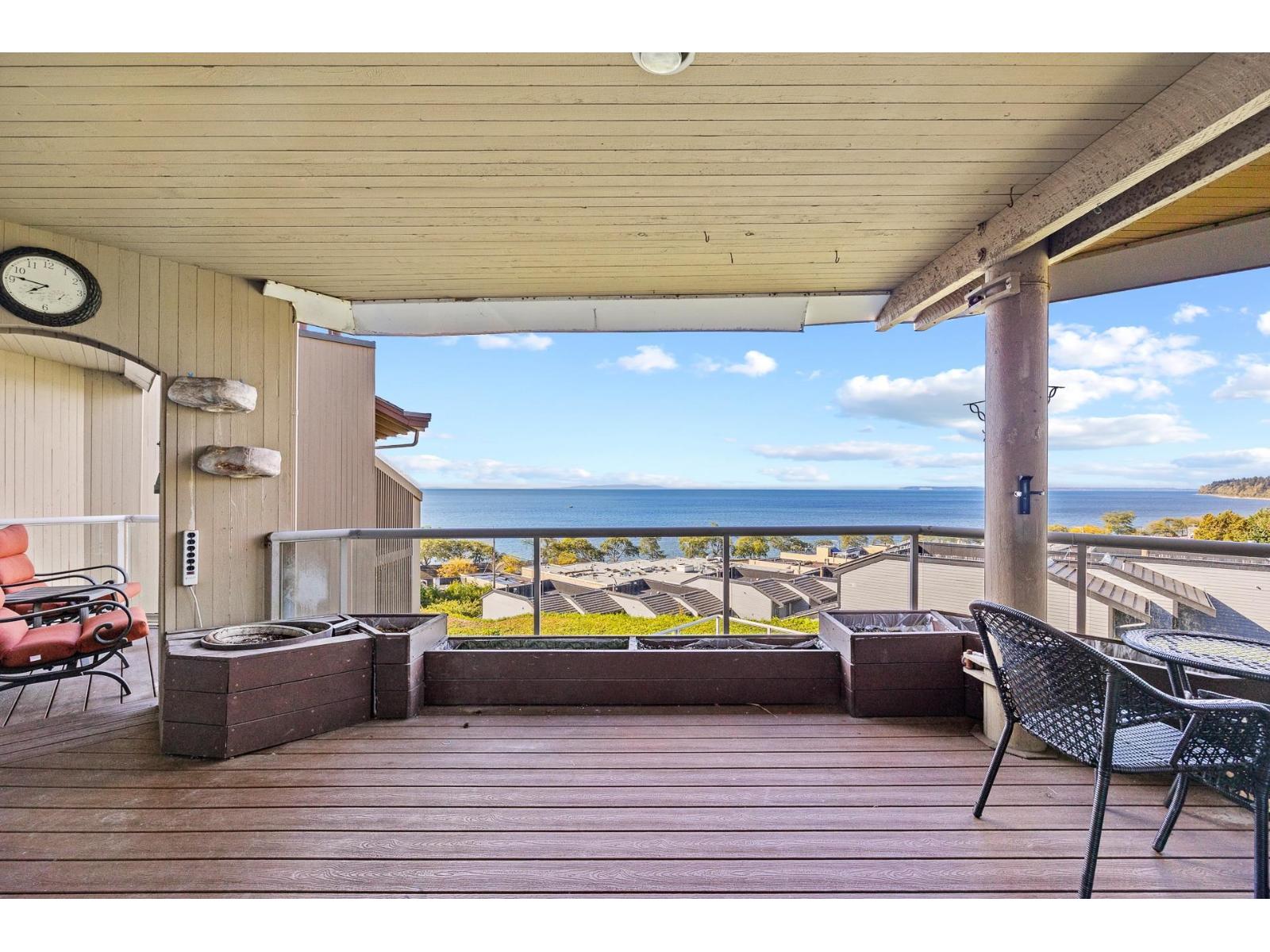 504 15015 VICTORIA AVENUE, White Rock