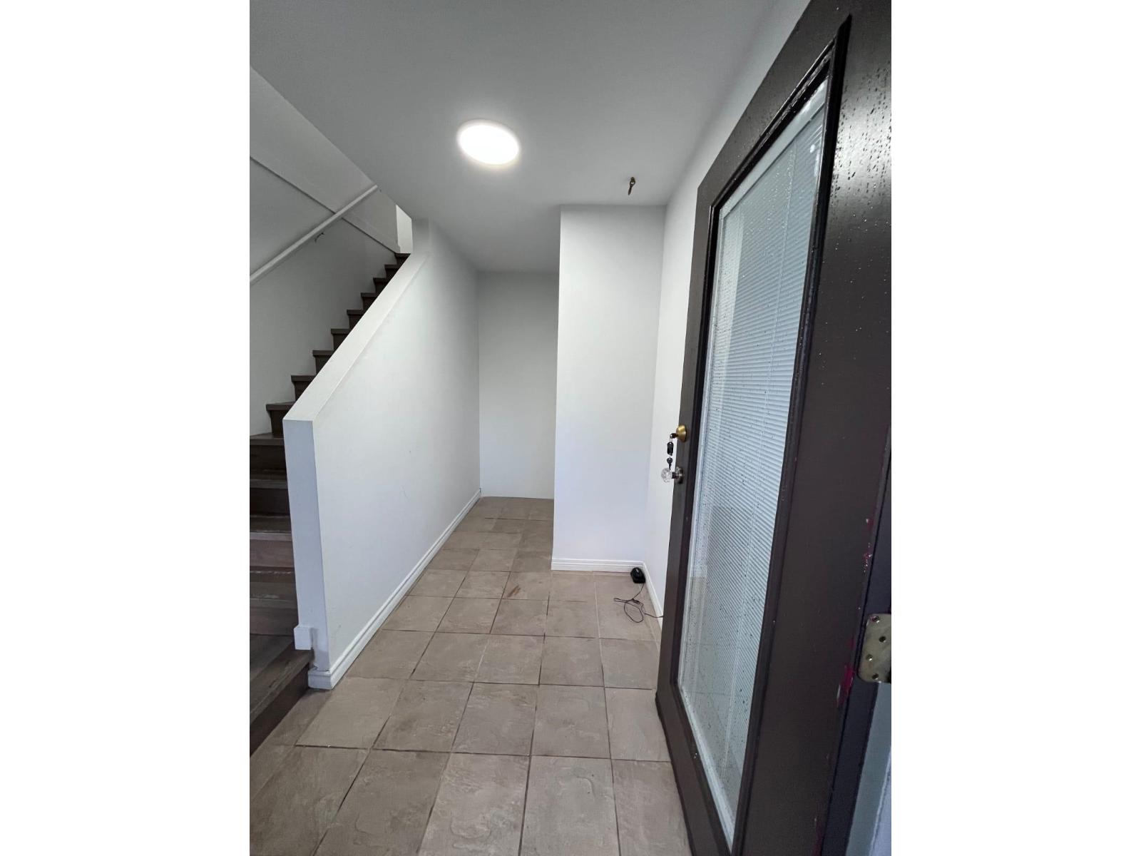 2727 MITCHELL STREET, Abbotsford