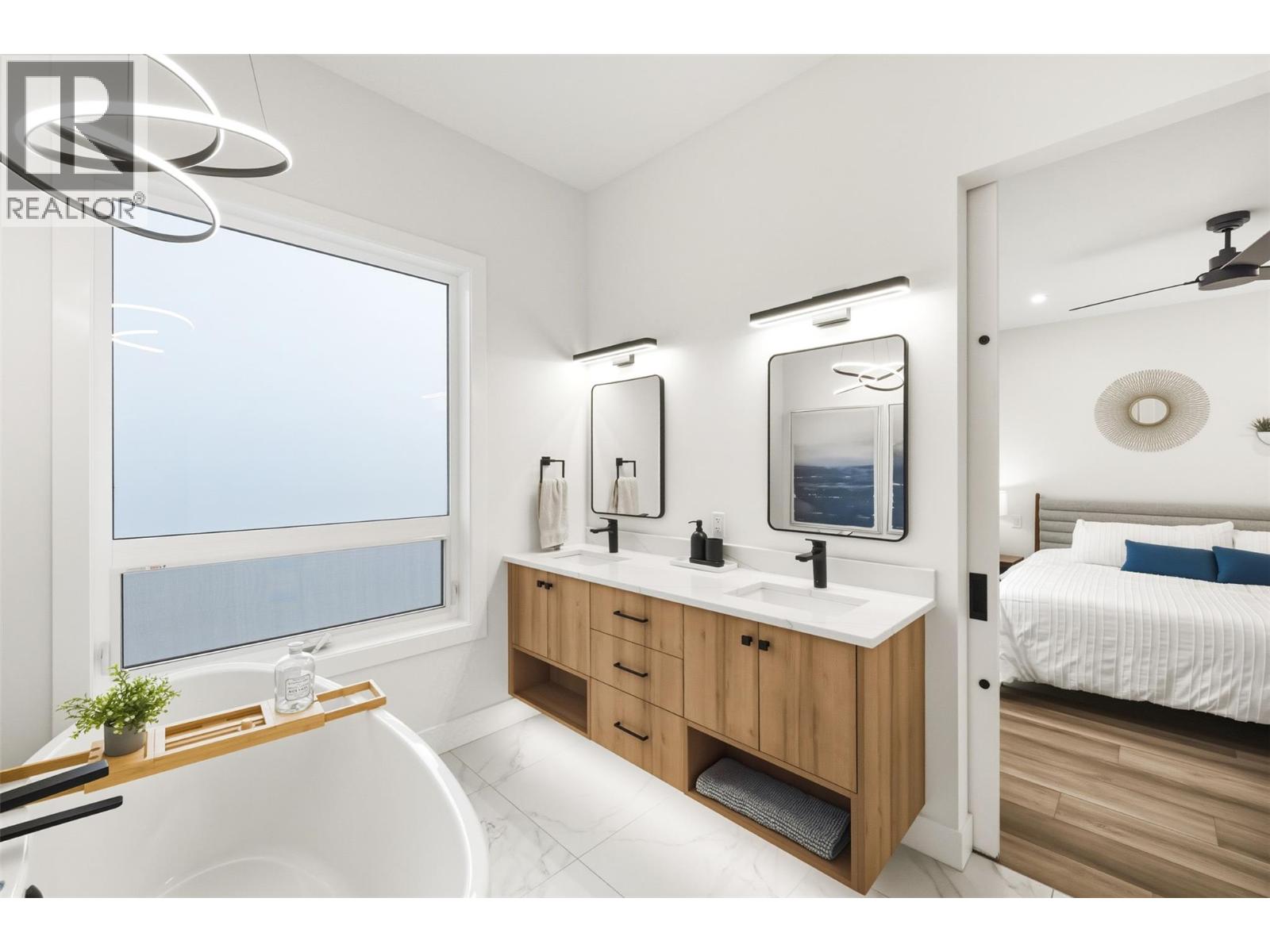  720 Churchill Avenue, Penticton