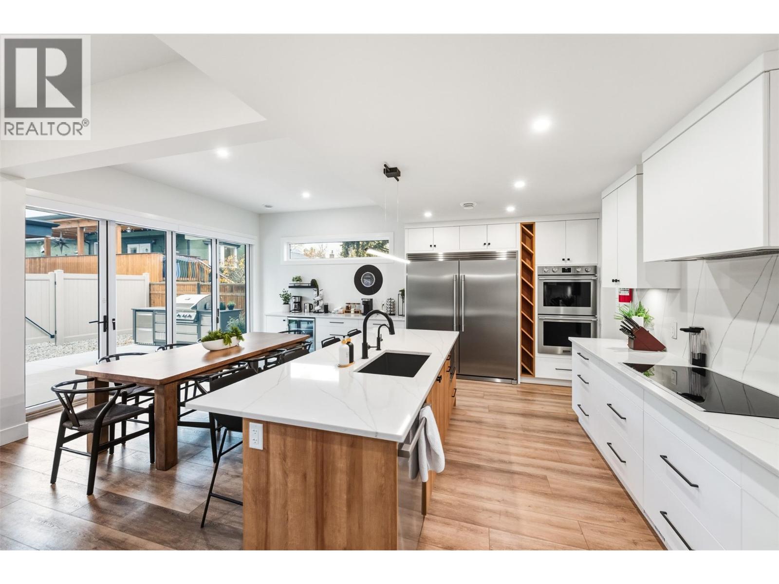  720 Churchill Avenue, Penticton