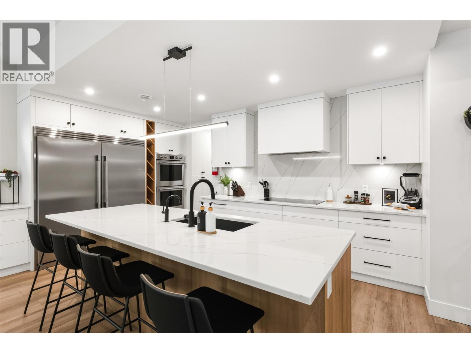  720 Churchill Avenue, Penticton