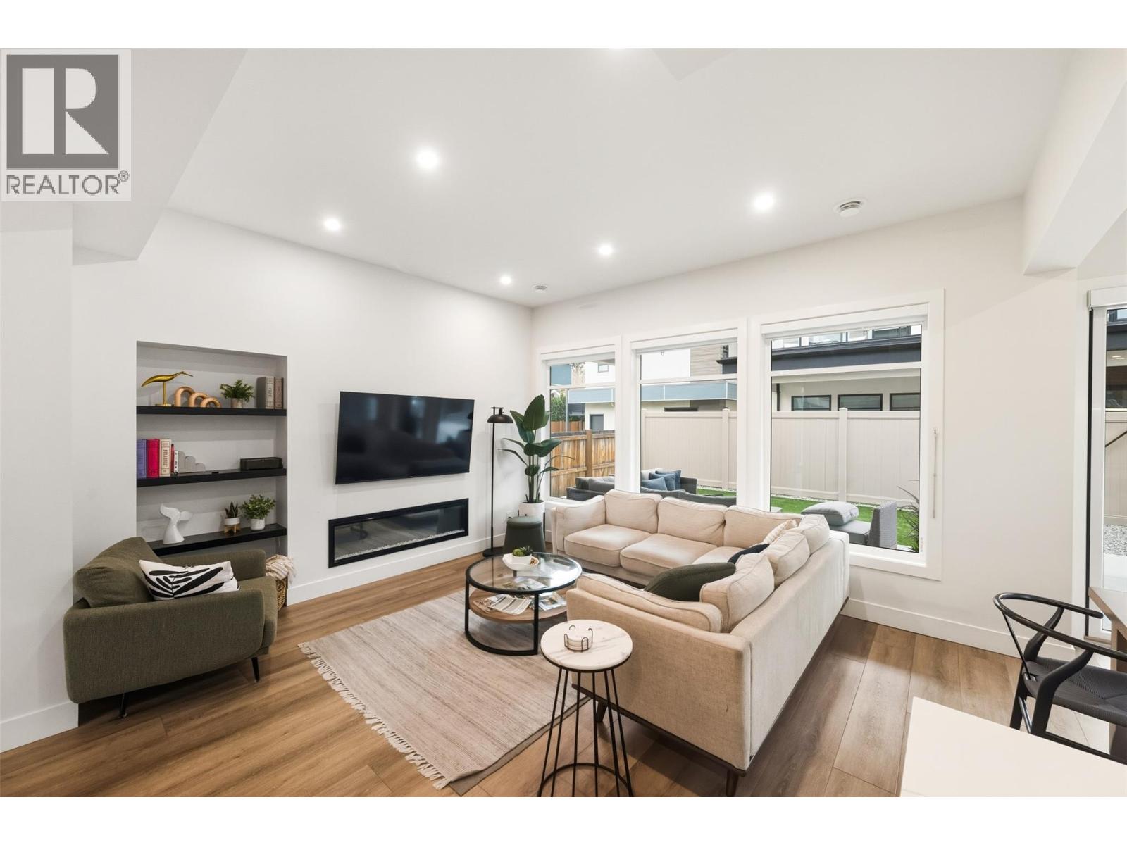  720 Churchill Avenue, Penticton