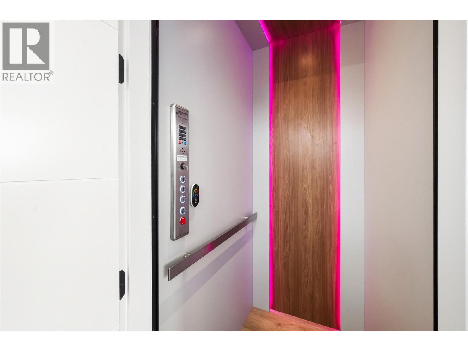  720 Churchill Avenue, Penticton