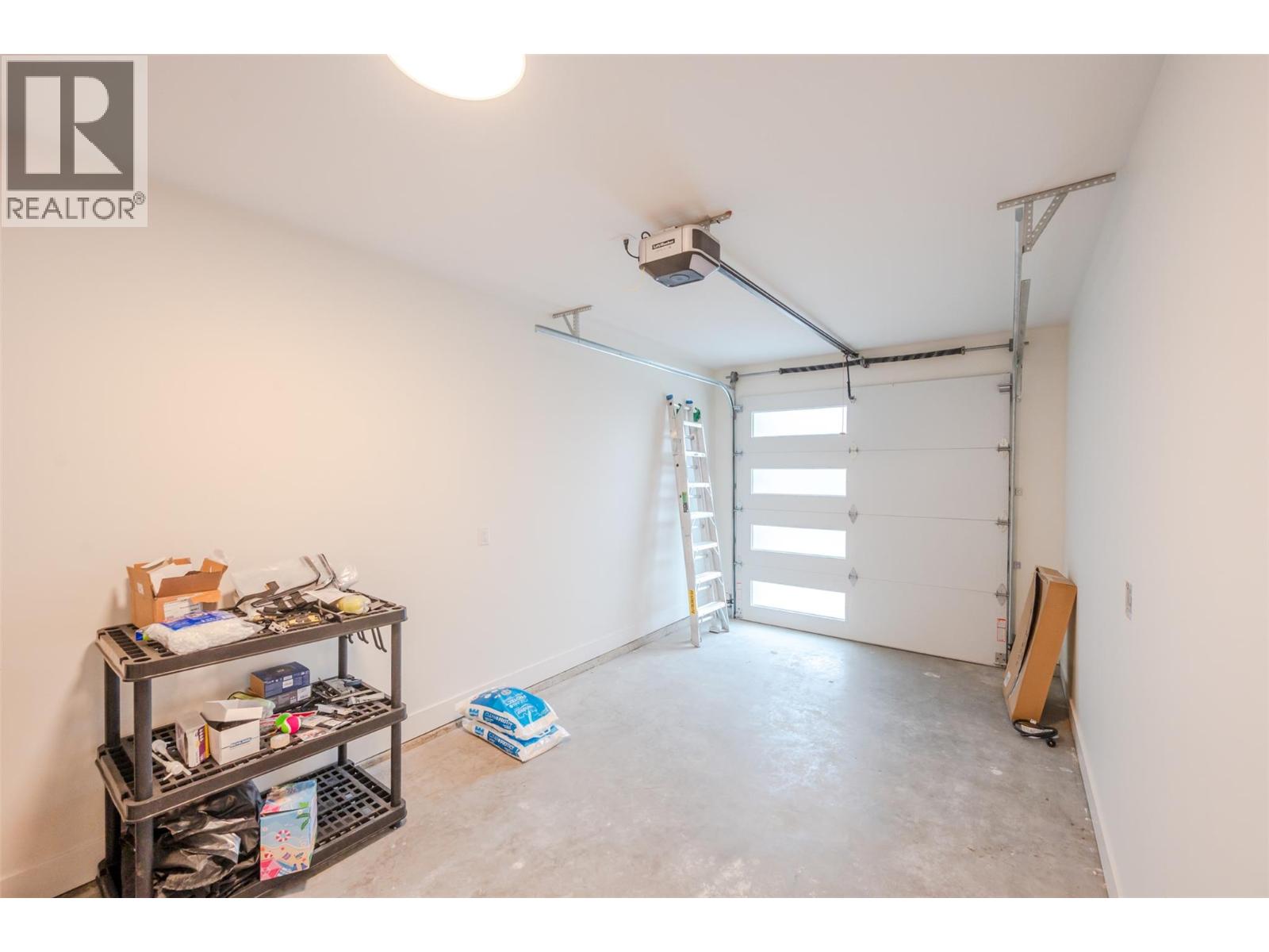  720 Churchill Avenue, Penticton