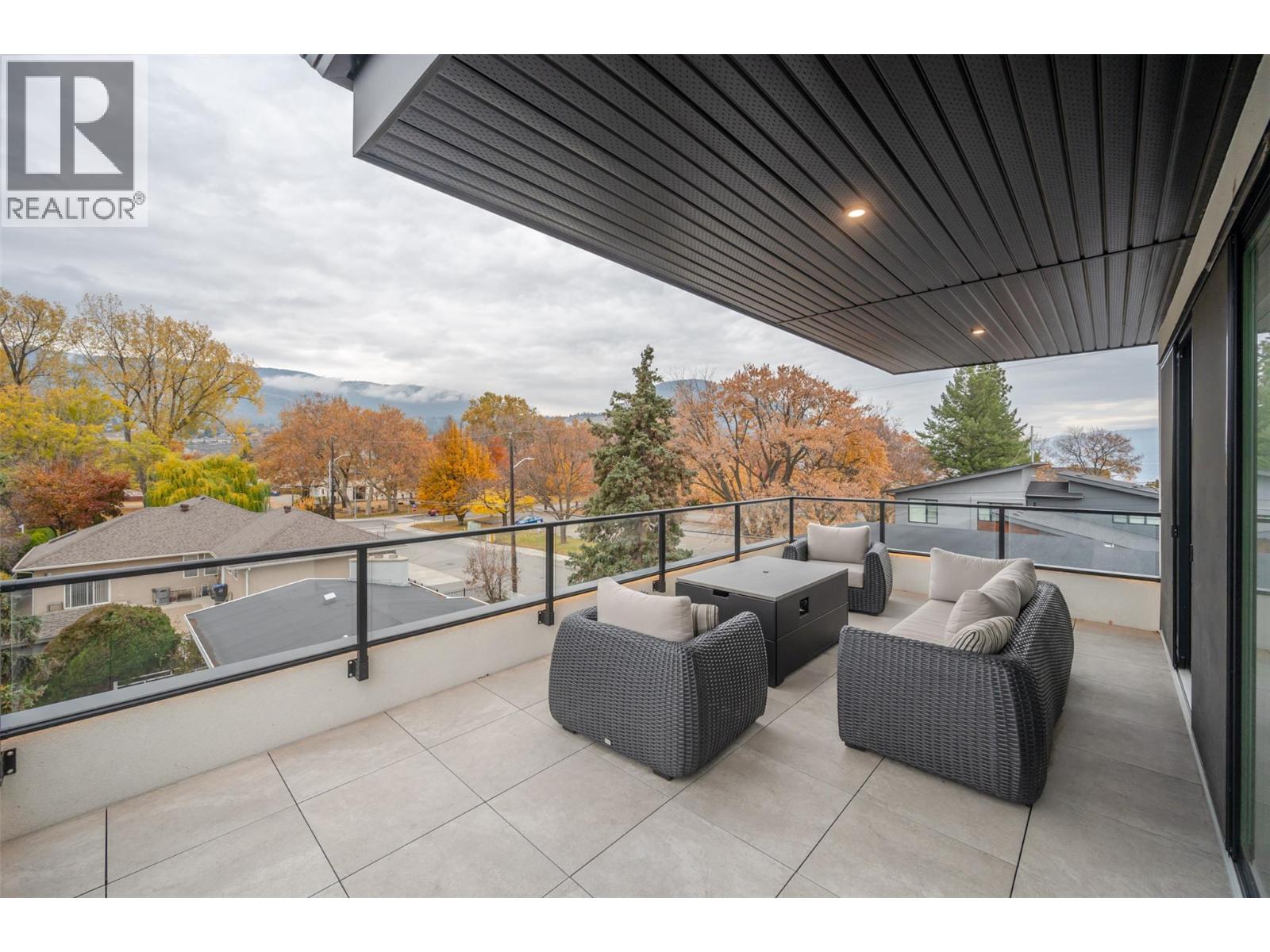  720 Churchill Avenue, Penticton