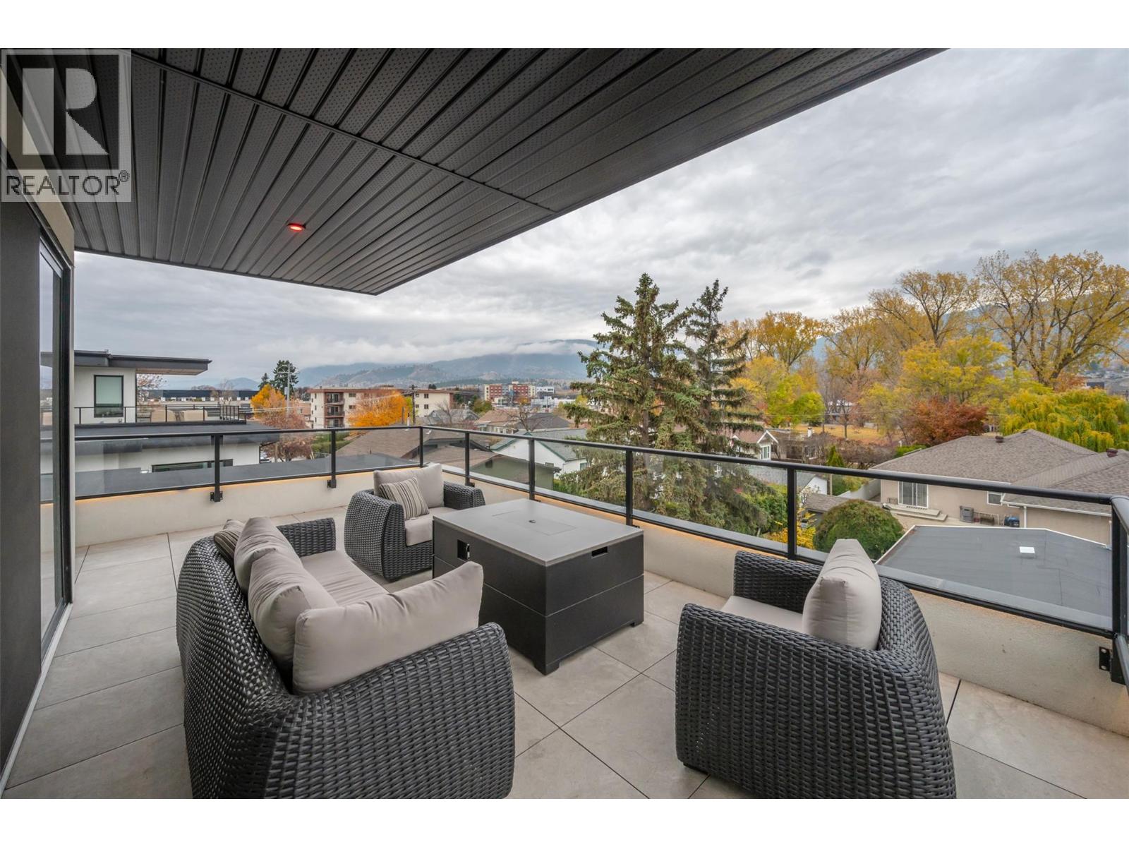  720 Churchill Avenue, Penticton