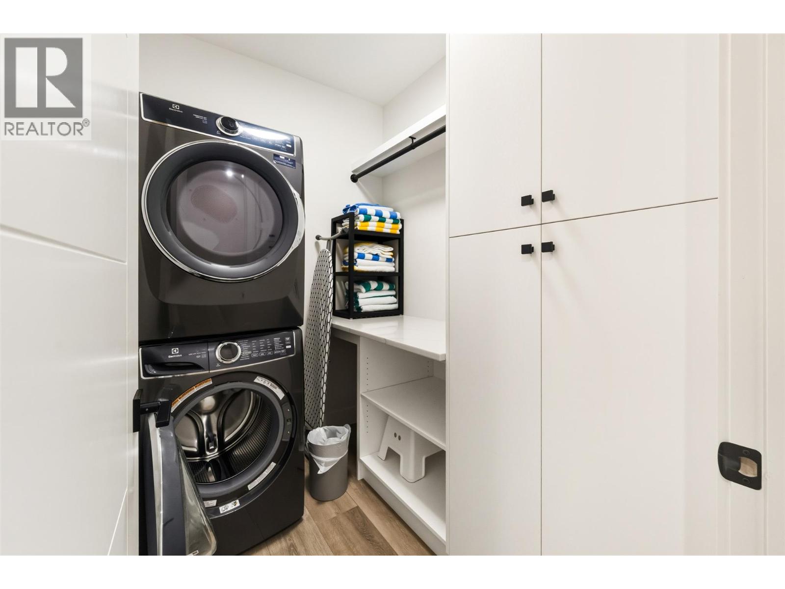  720 Churchill Avenue, Penticton