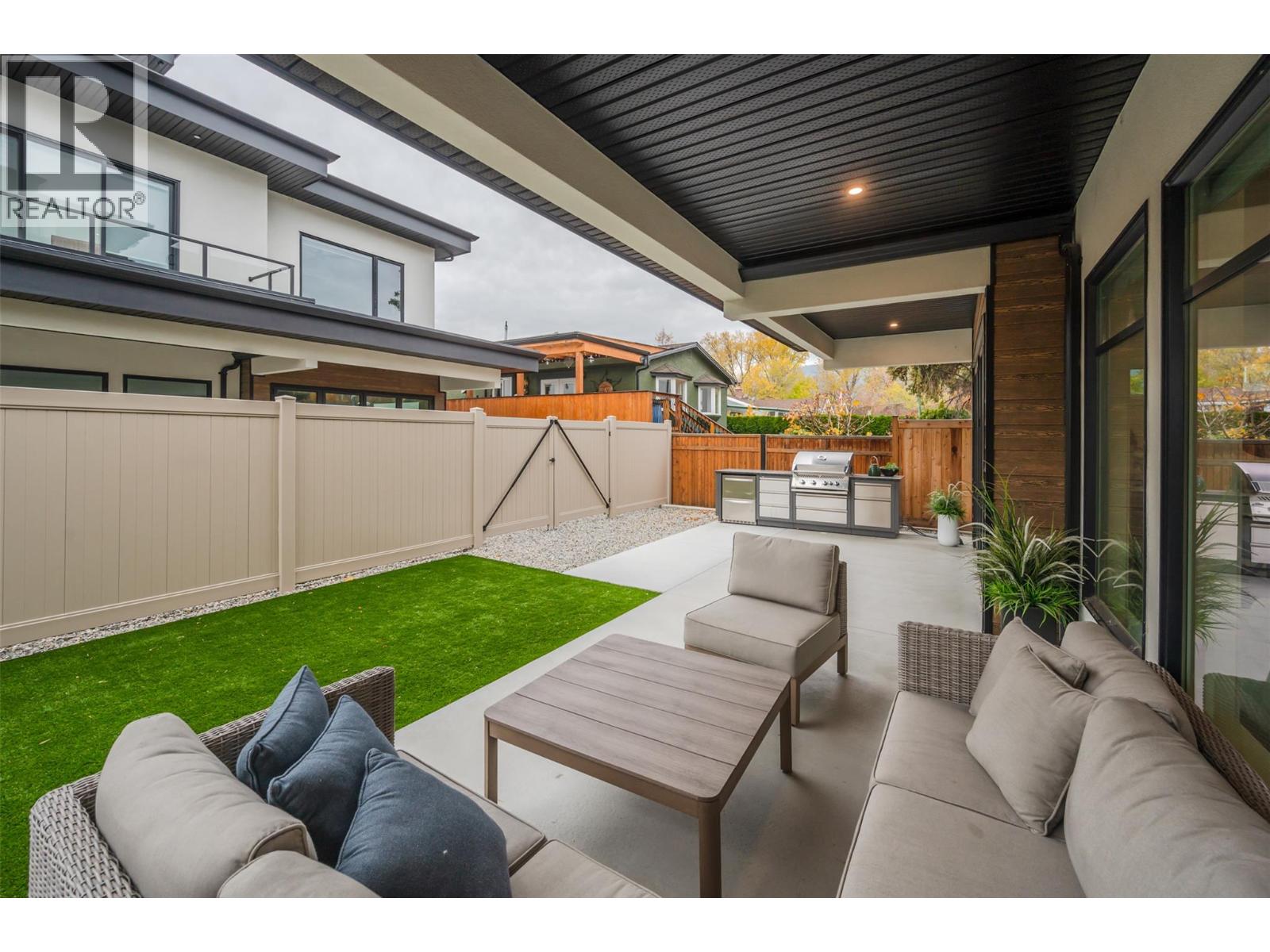  720 Churchill Avenue, Penticton