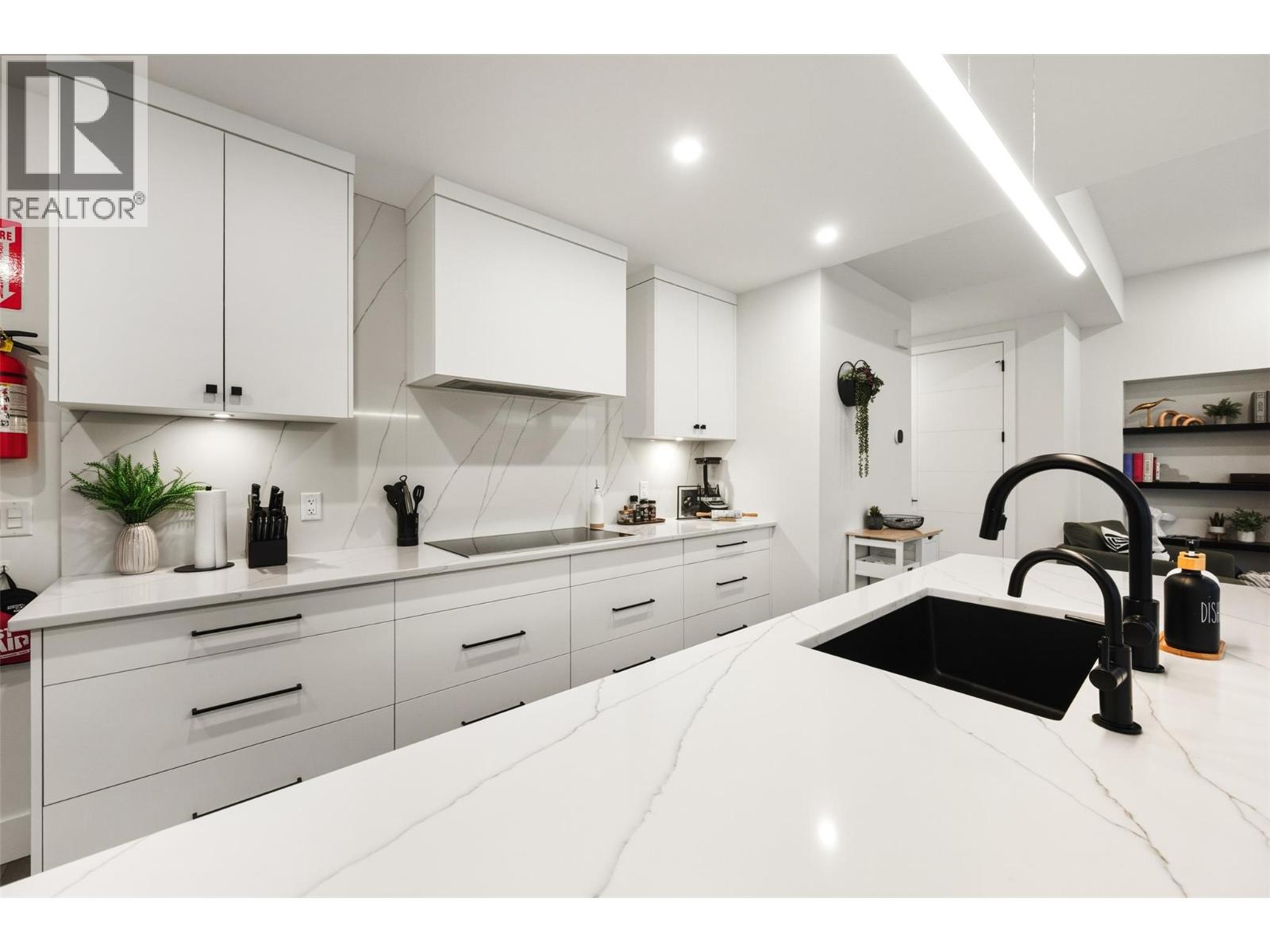  720 Churchill Avenue, Penticton