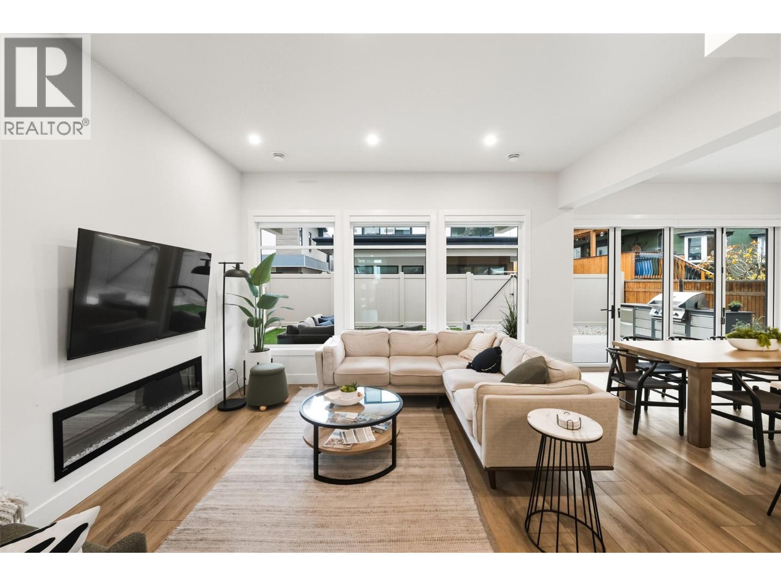  720 Churchill Avenue, Penticton