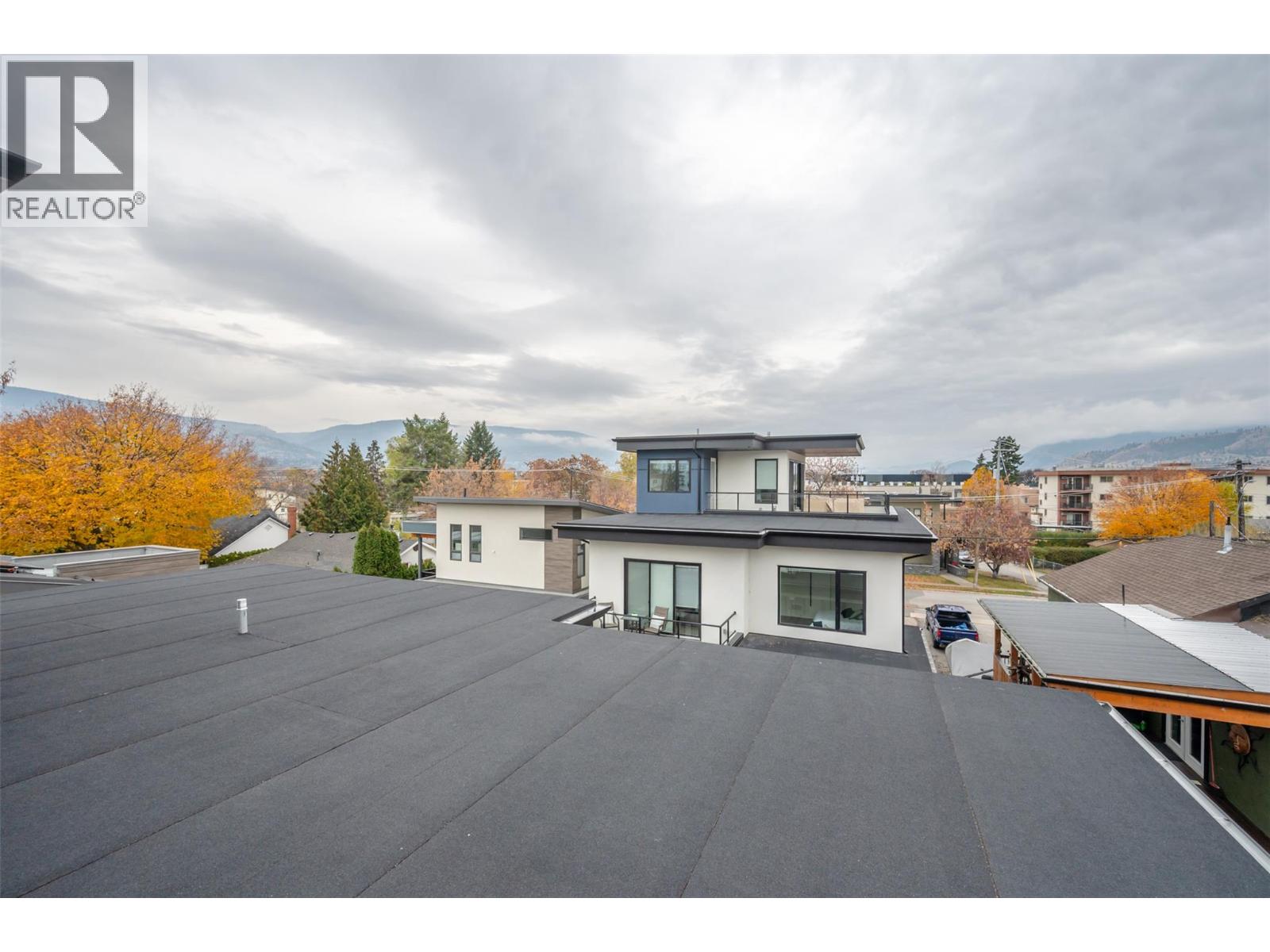  720 Churchill Avenue, Penticton