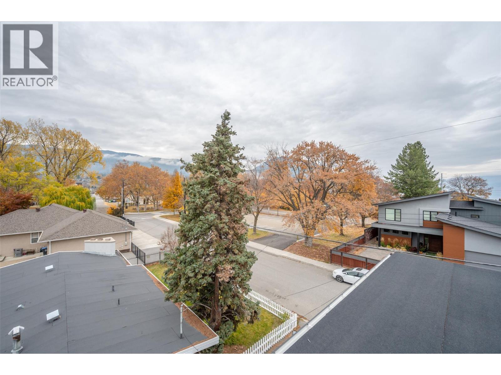  720 Churchill Avenue, Penticton