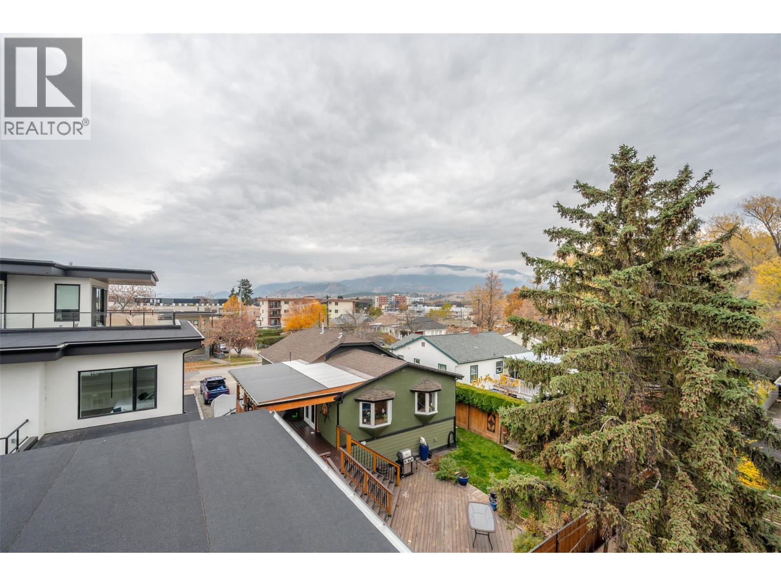  720 Churchill Avenue, Penticton