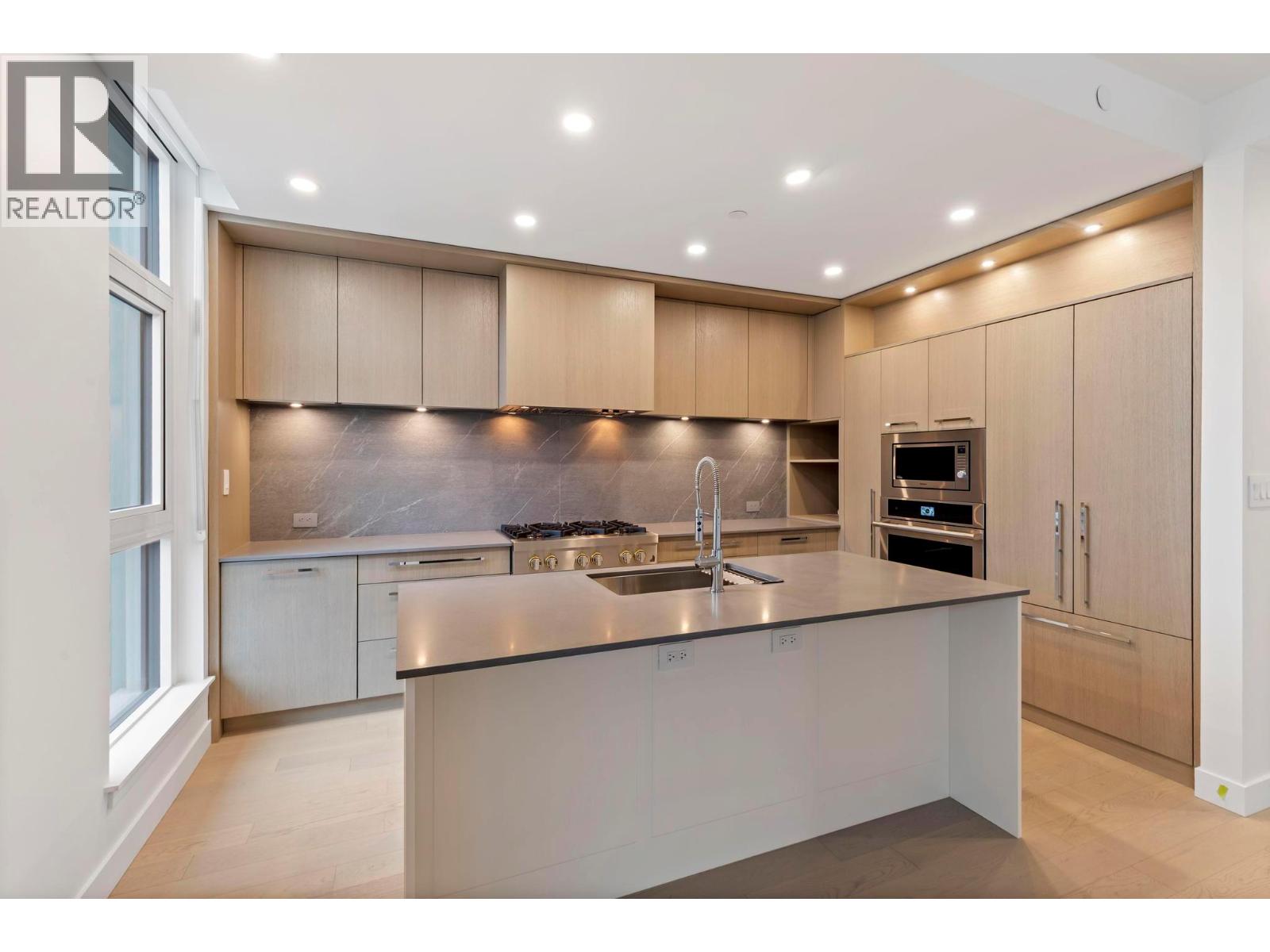 3352 Richter Street, Kelowna