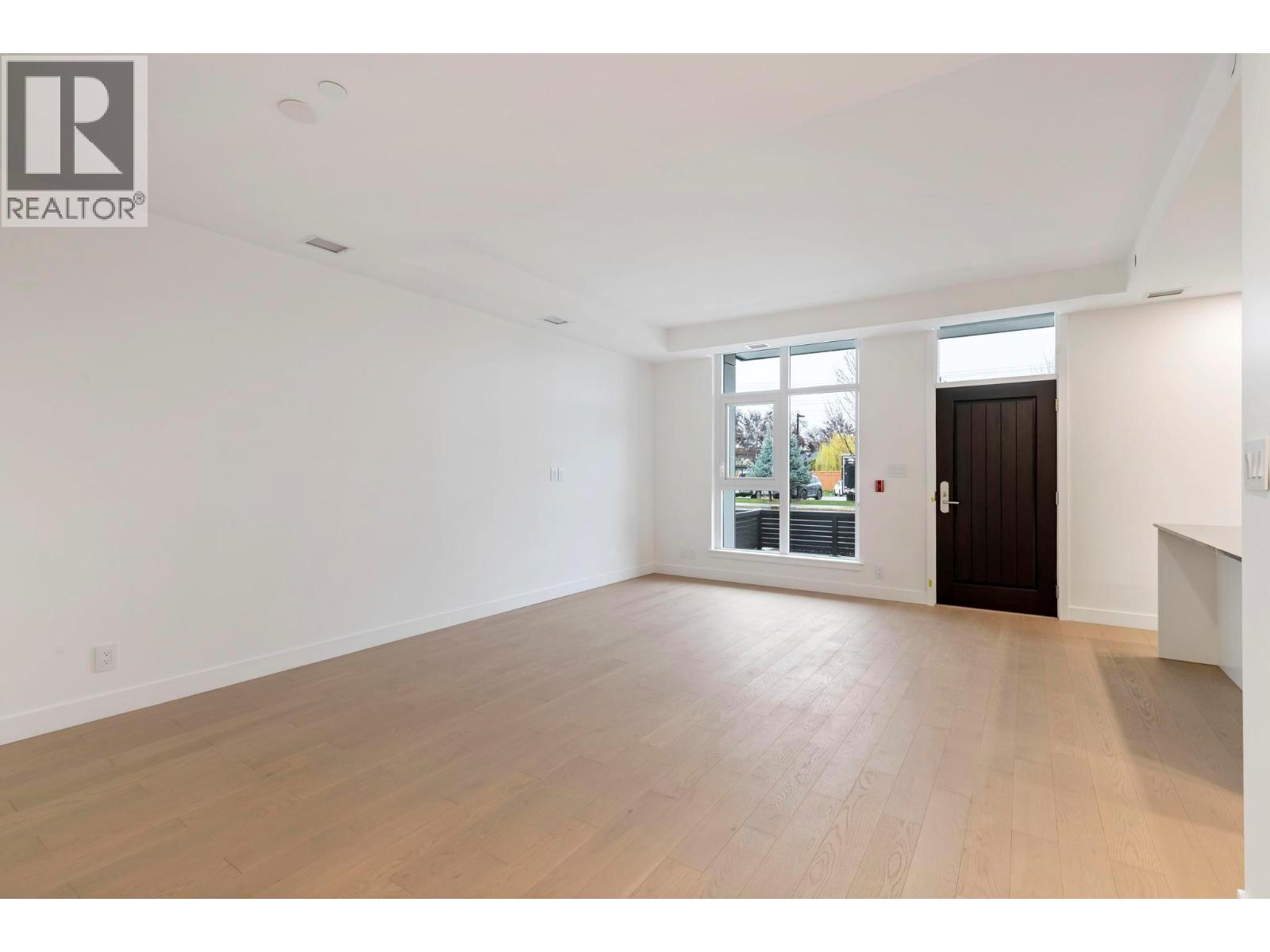 3352 Richter Street, Kelowna