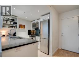 201 983 E Hastings Street, Vancouver, BC V6A0G9 Photo 6