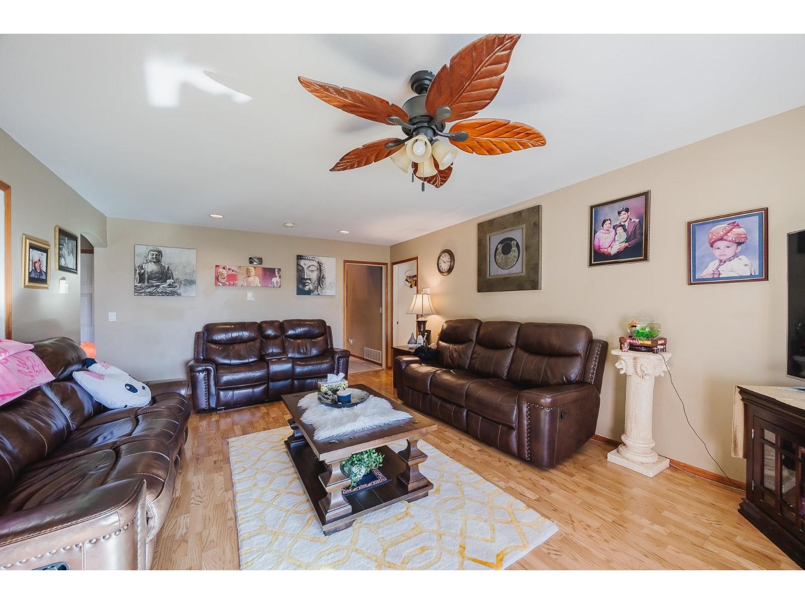 32832 BEST AVENUE, Mission