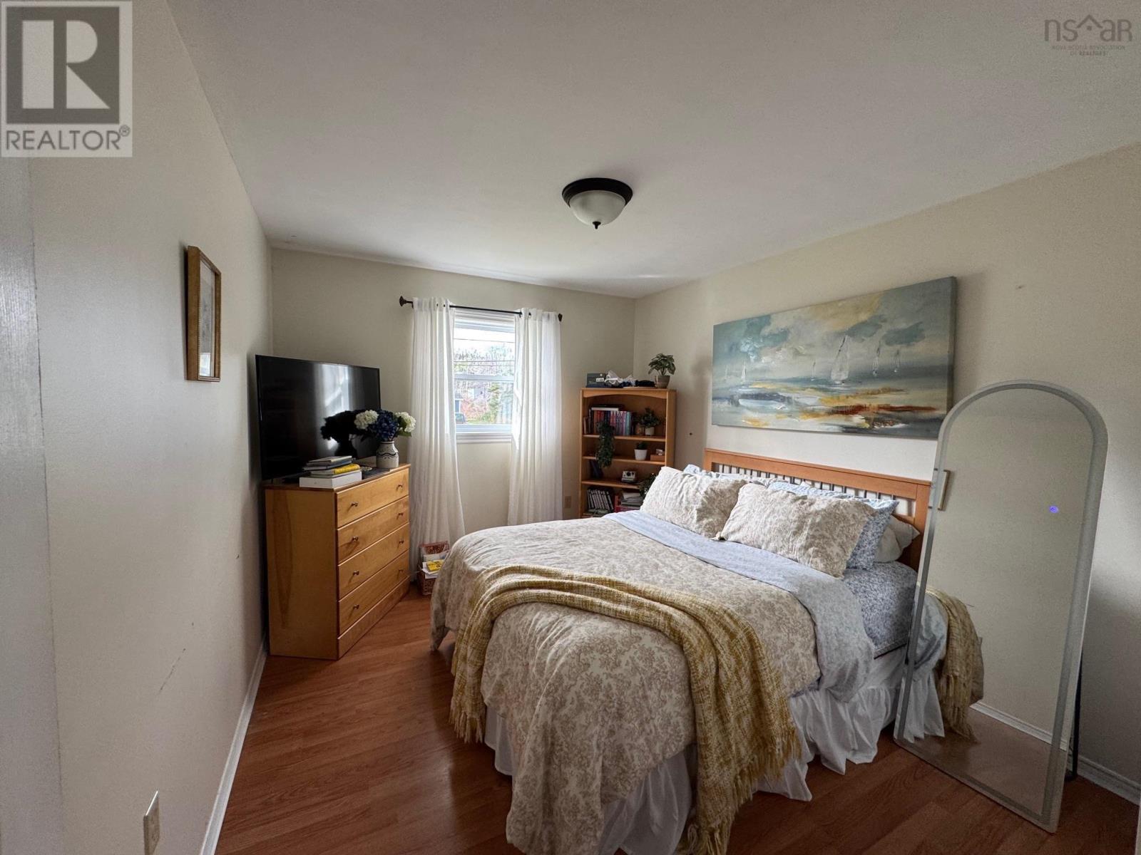 Property 13 of 27 of 12 Lorway Street