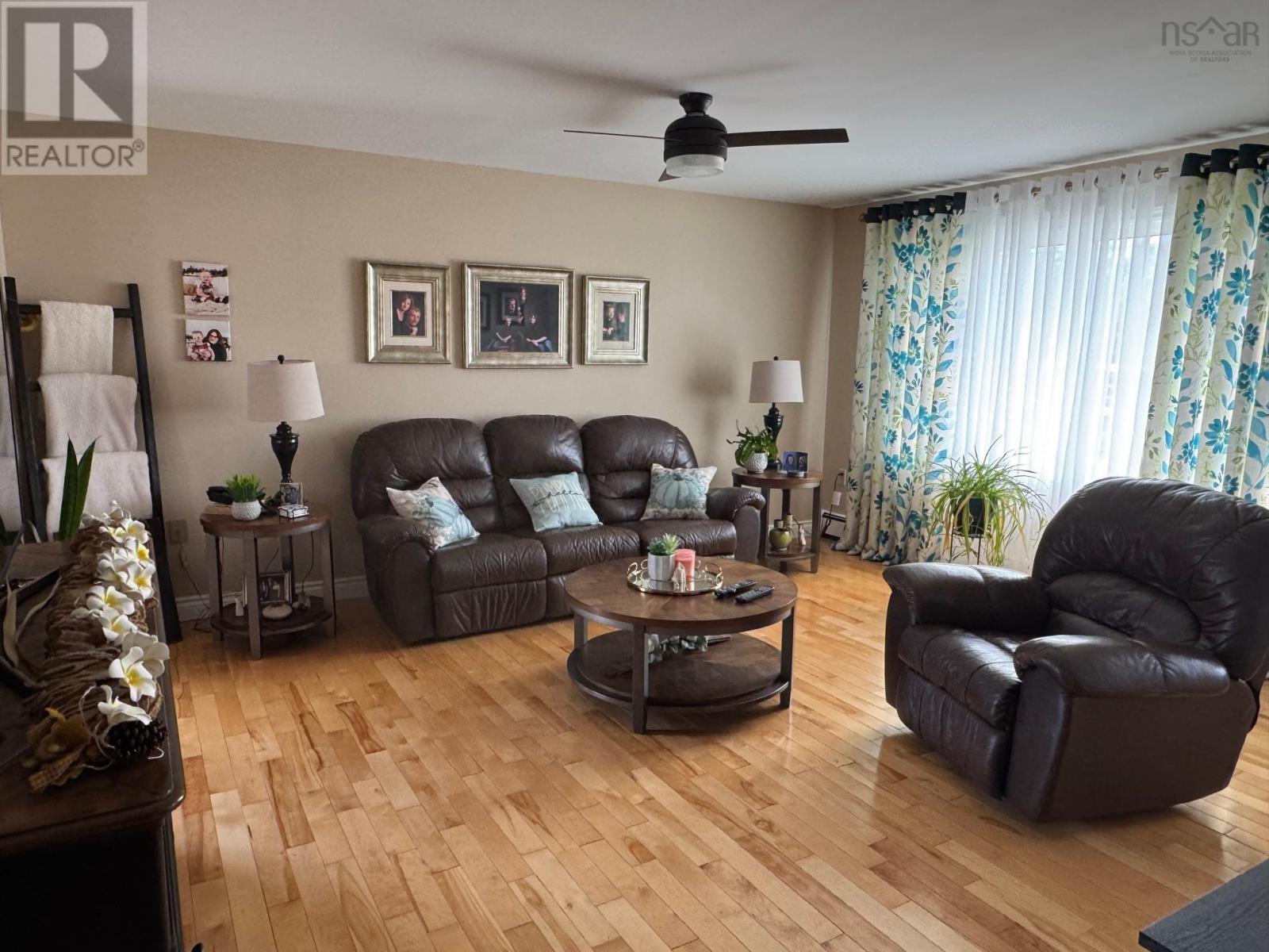 Property 27 of 27 of 12 Lorway Street