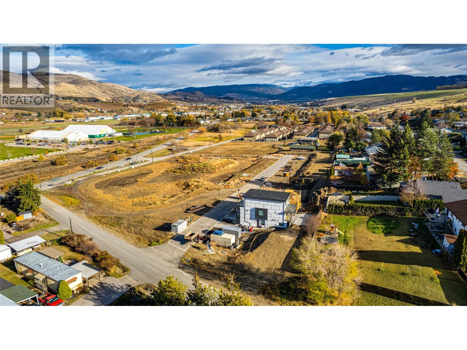  6758 Okanagan Avenue, Vernon