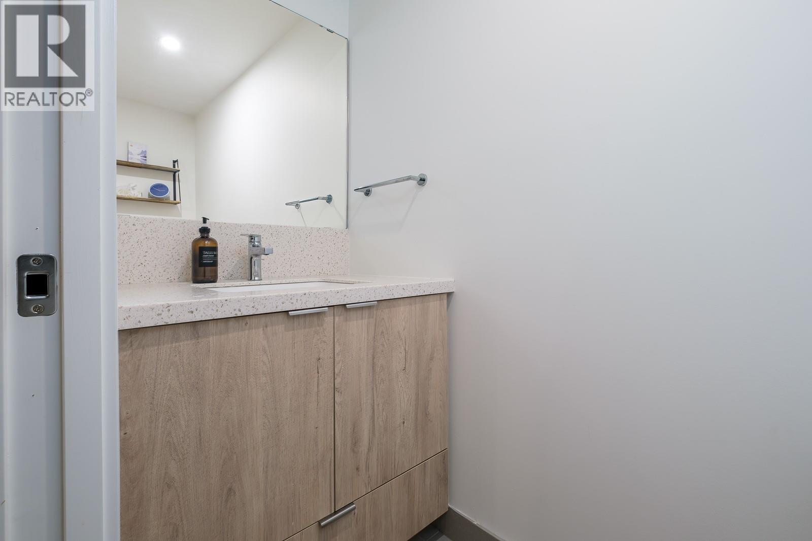 4280 Red Mountain Road Unit# 405, Rossland