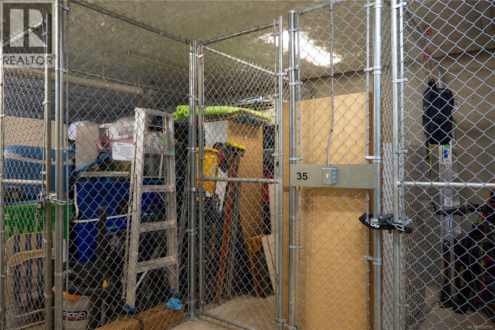 212 6728 Dickinson Rd, Nanaimo