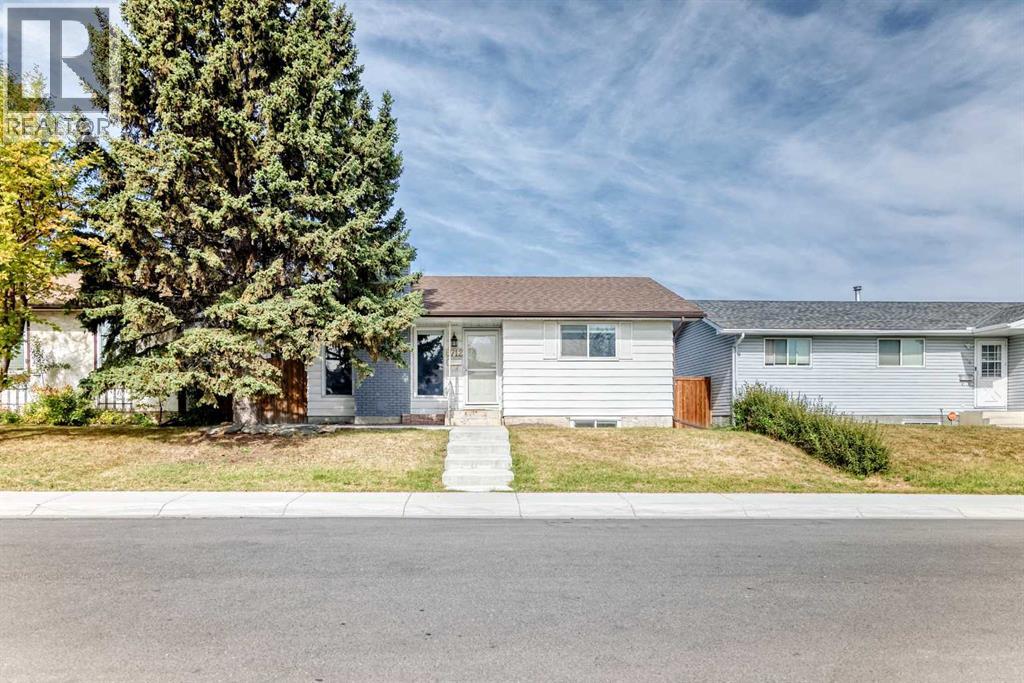 Single Family House Bungalow for Sale in   Avenue NE Pineridge Calgary 