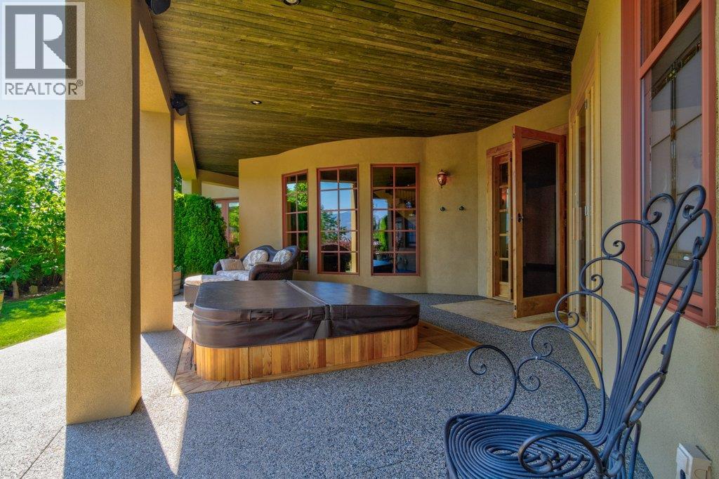 1555 Gregory Road, West Kelowna