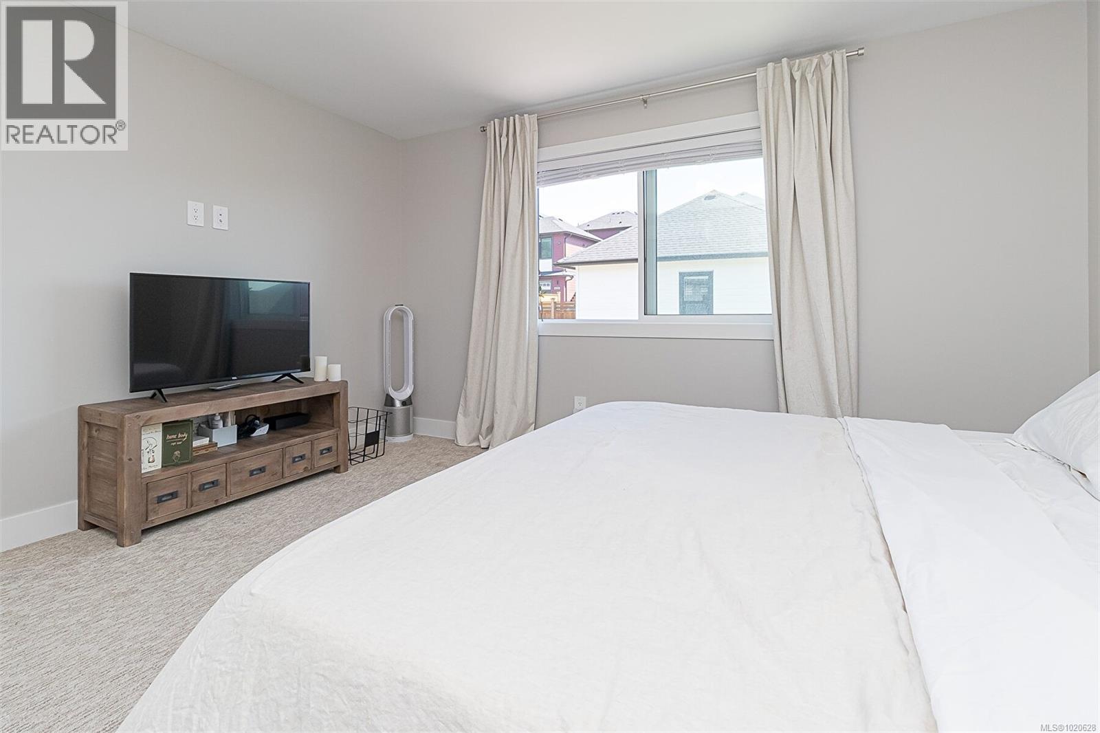 1298 Centauri Dr, Langford