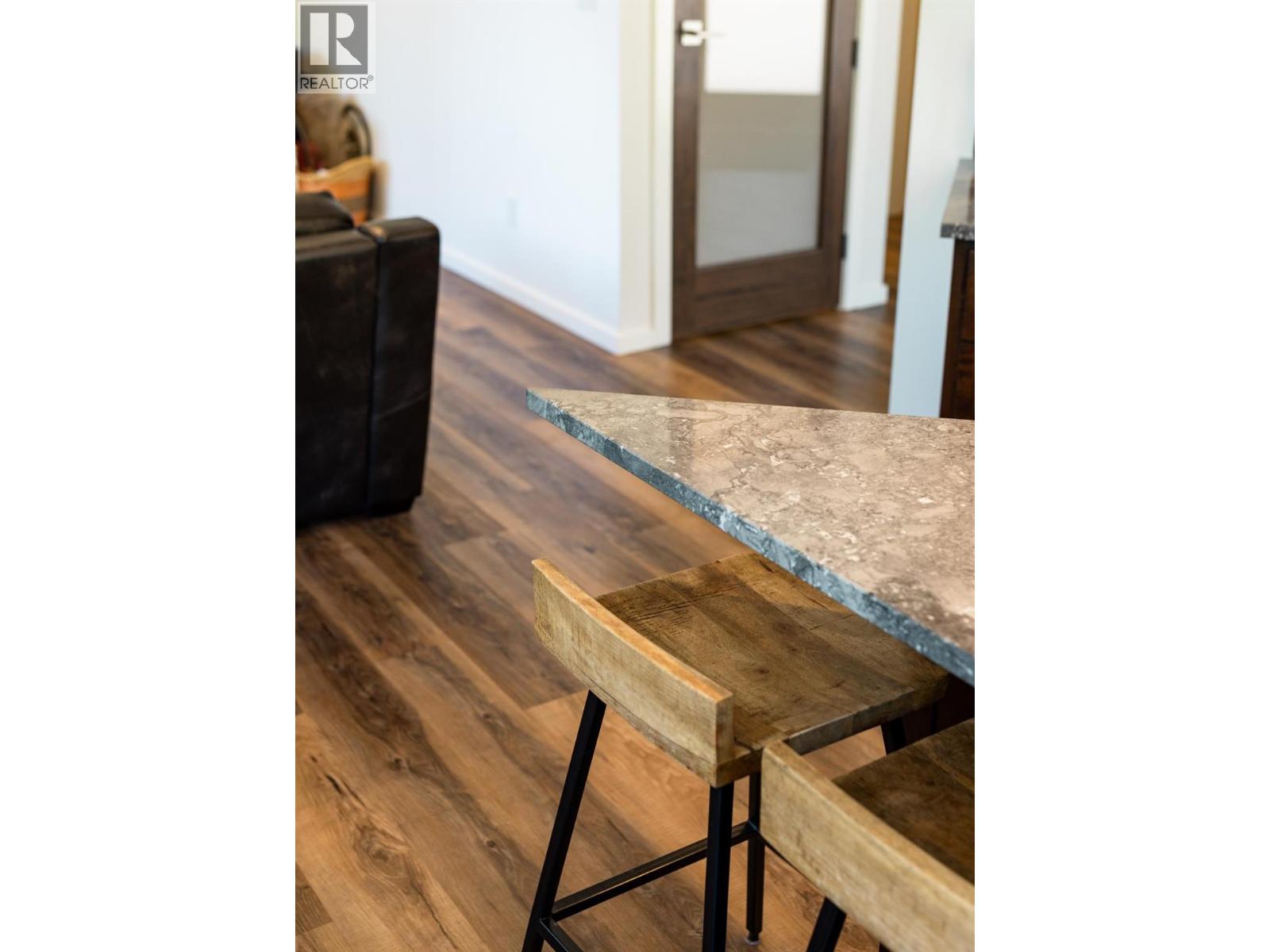 1500 HOLLAND Street, Nelson